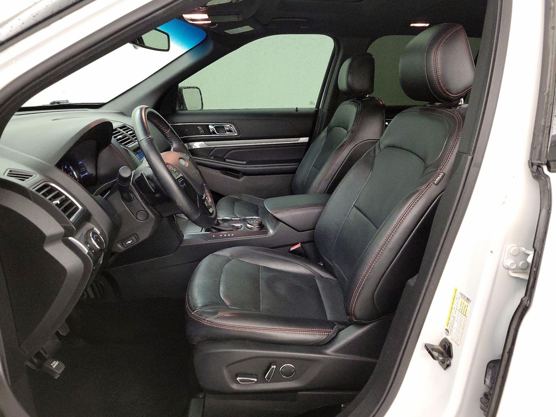 Thumbnail: 2017 Ford Explorer - 11