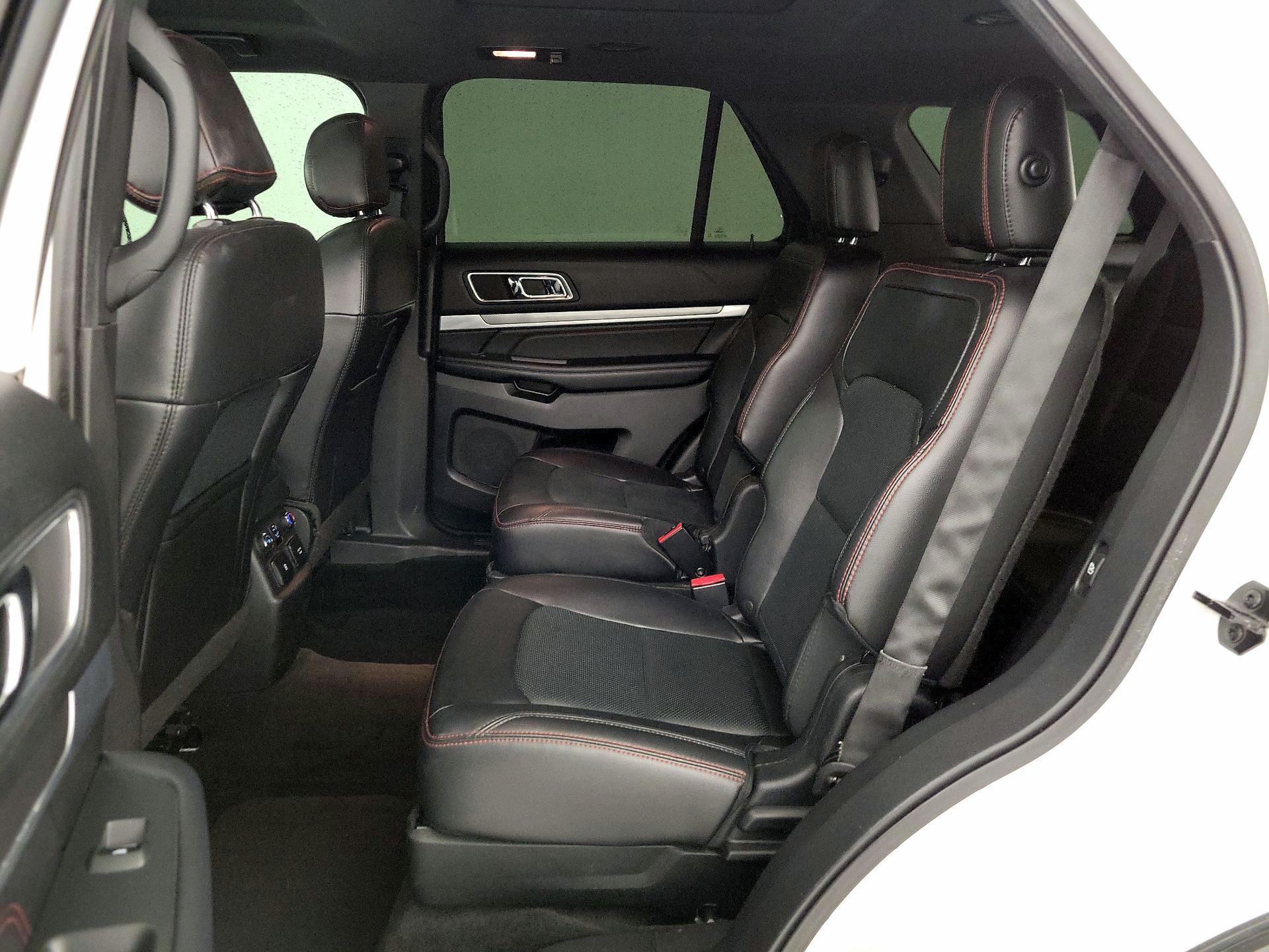 Thumbnail: 2017 Ford Explorer - 20