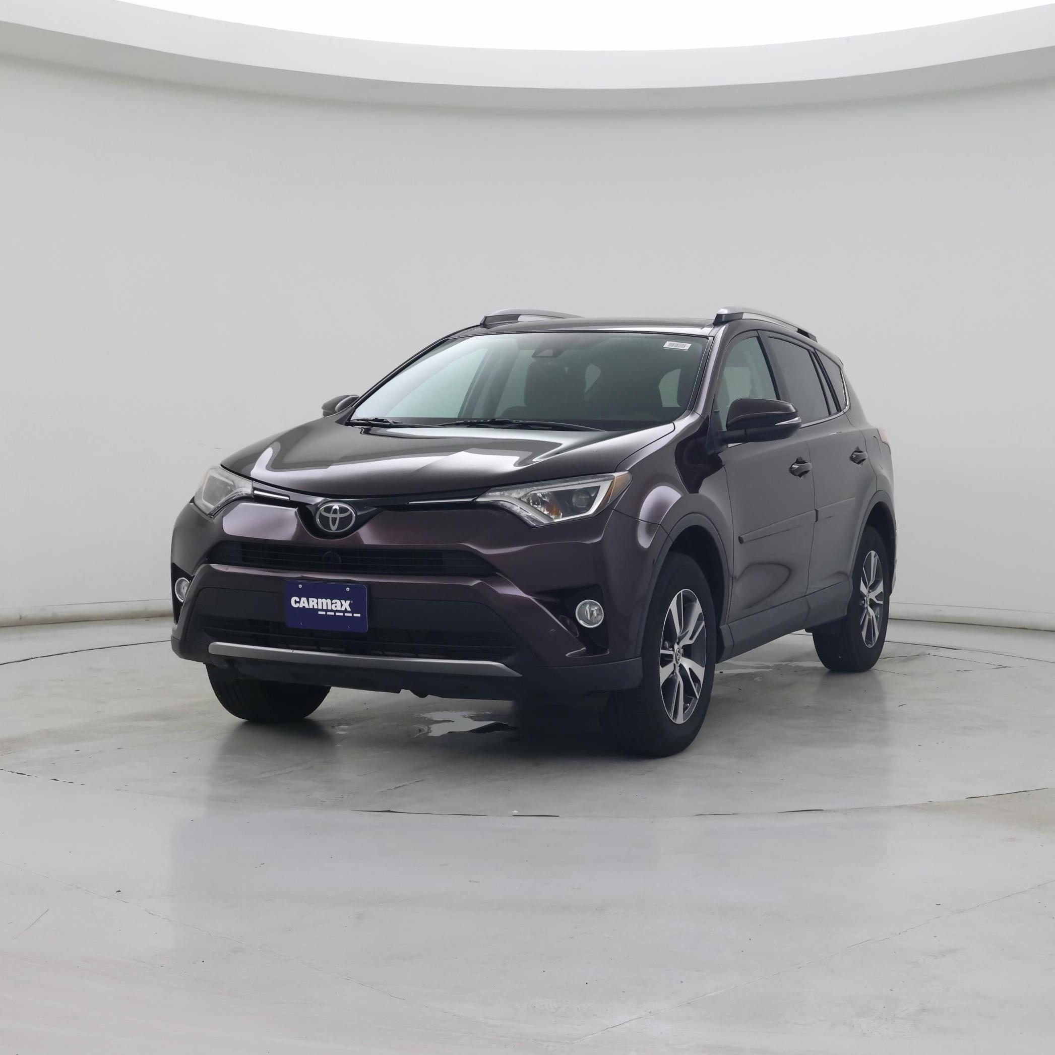 Thumbnail: 2018 Toyota RAV4 - 4