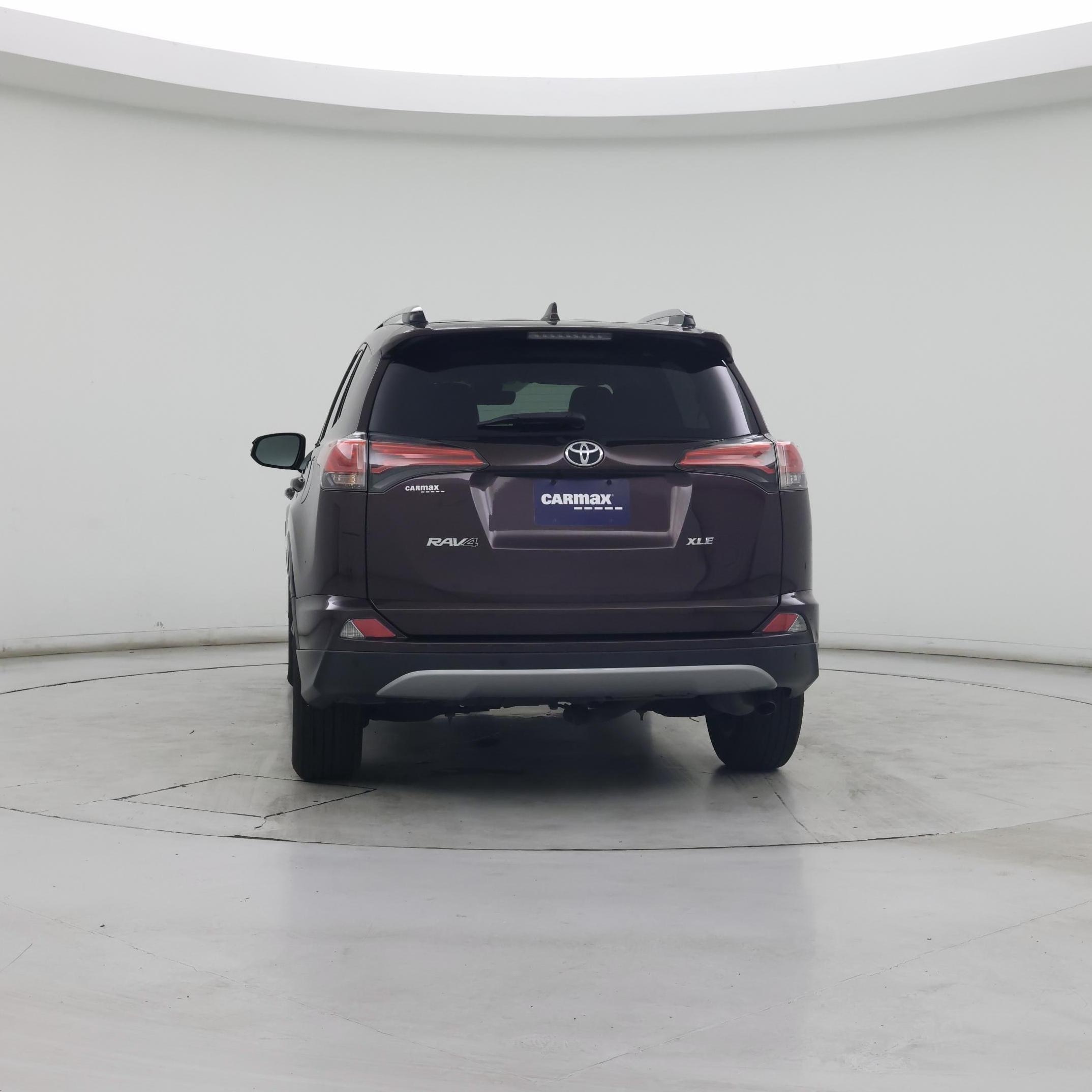 Thumbnail: 2018 Toyota RAV4 - 6