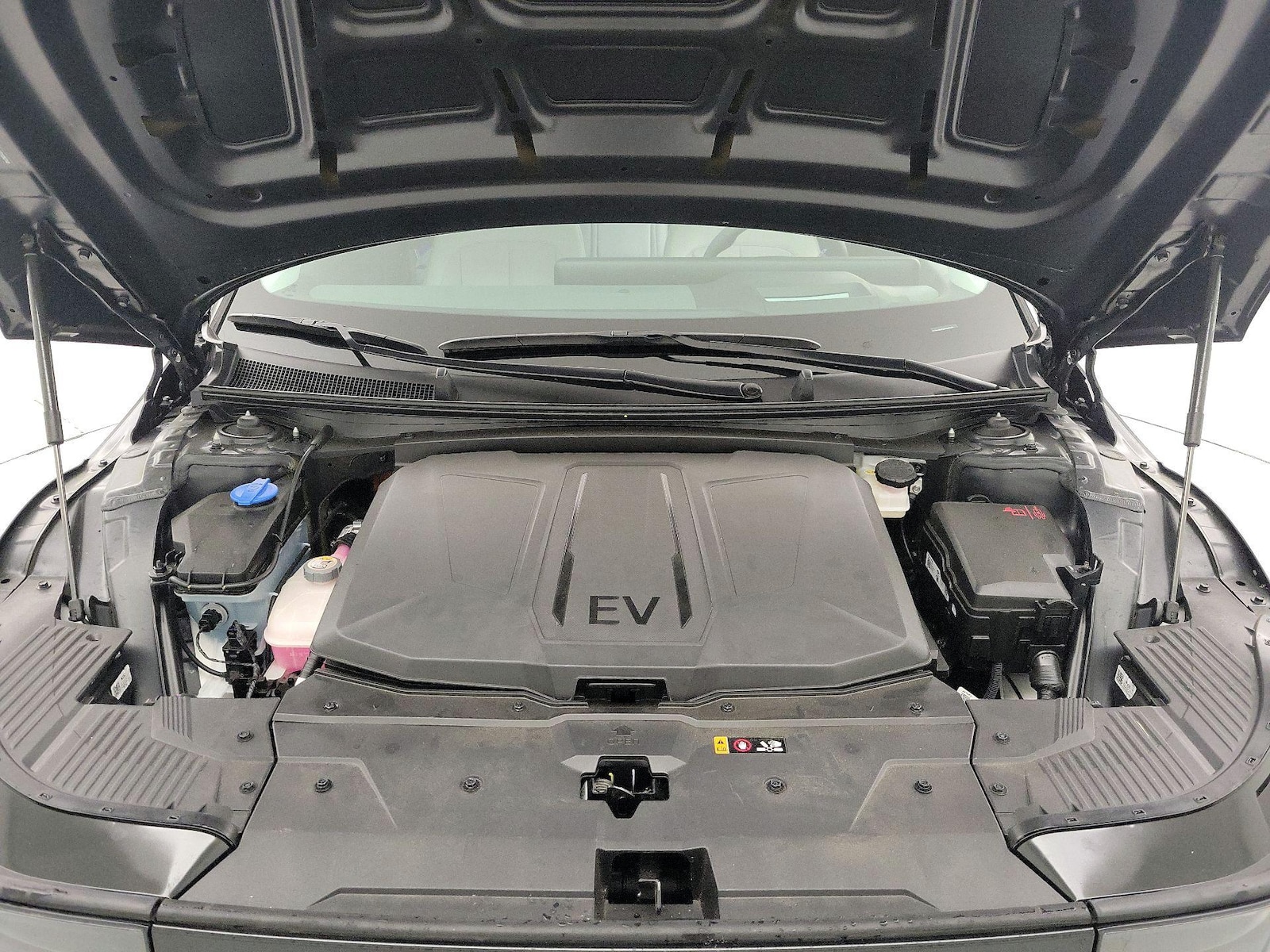 2026 Hyundai IONIQ 5 Limited - Photo 23