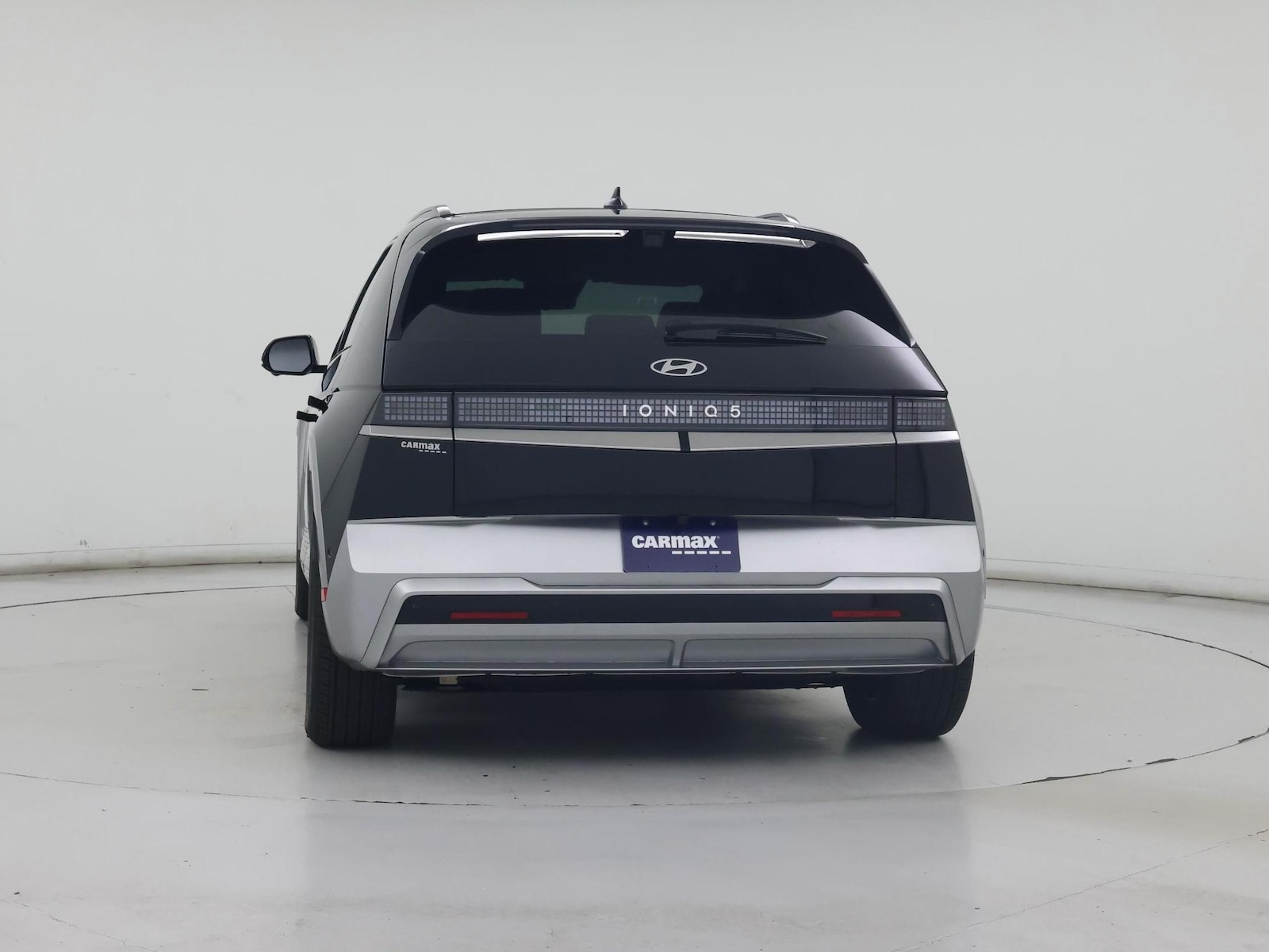 2026 Hyundai IONIQ 5 Limited - Photo 7
