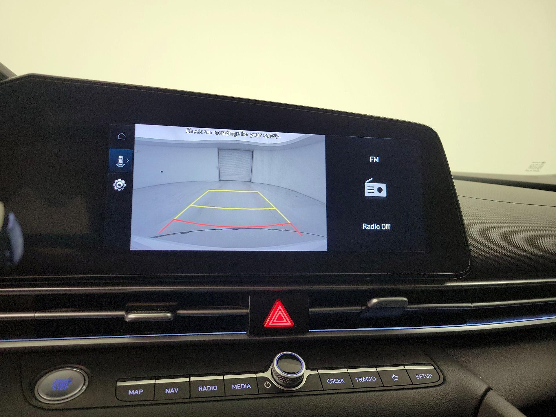 Thumbnail: 2024 Hyundai Elantra - 15