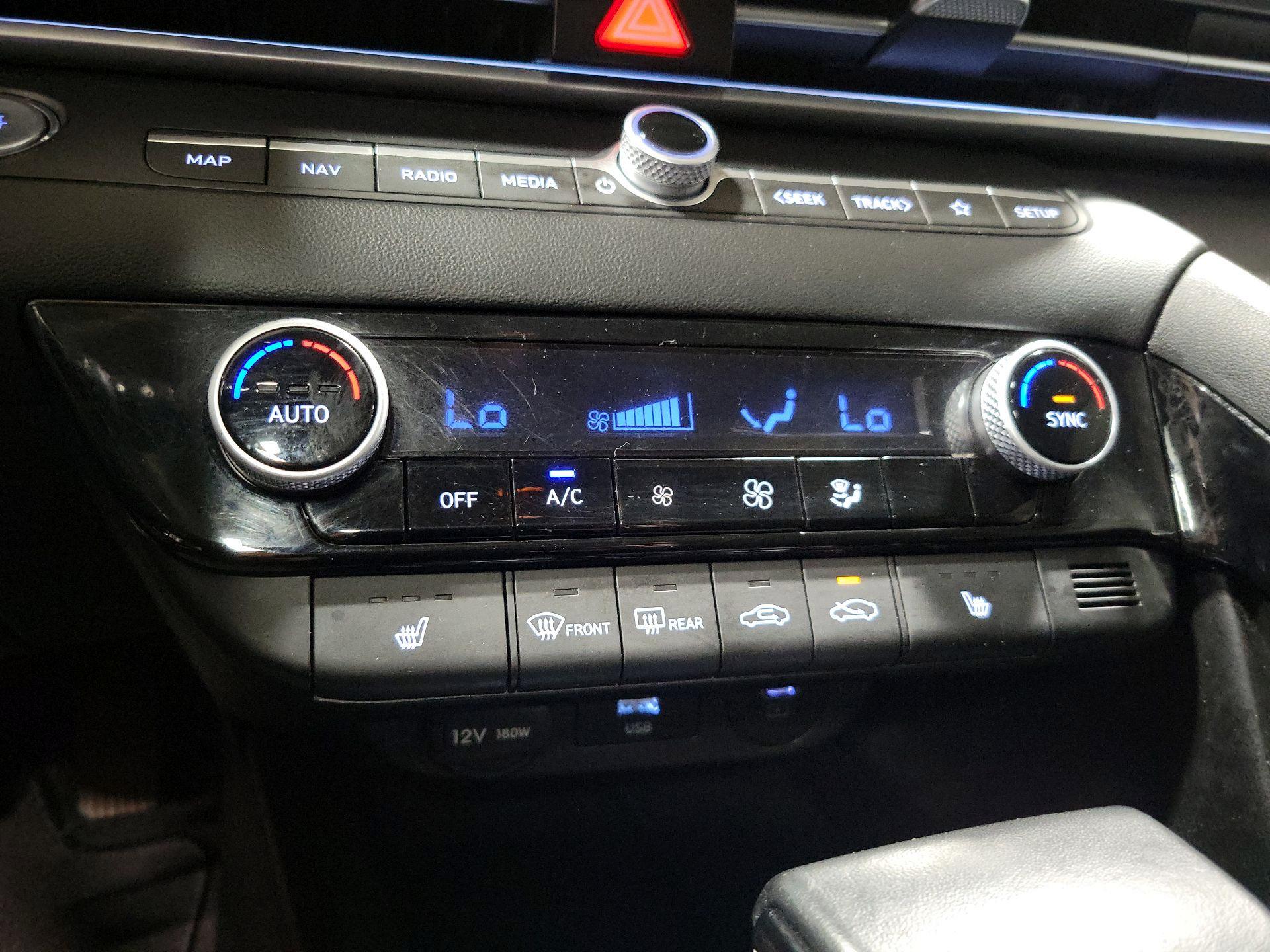 Thumbnail: 2024 Hyundai Elantra - 17