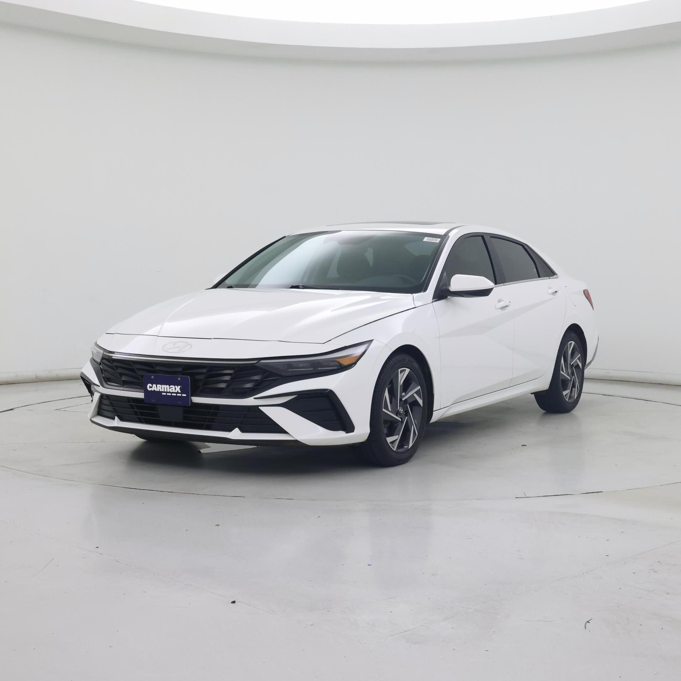 Thumbnail: 2024 Hyundai Elantra - 4