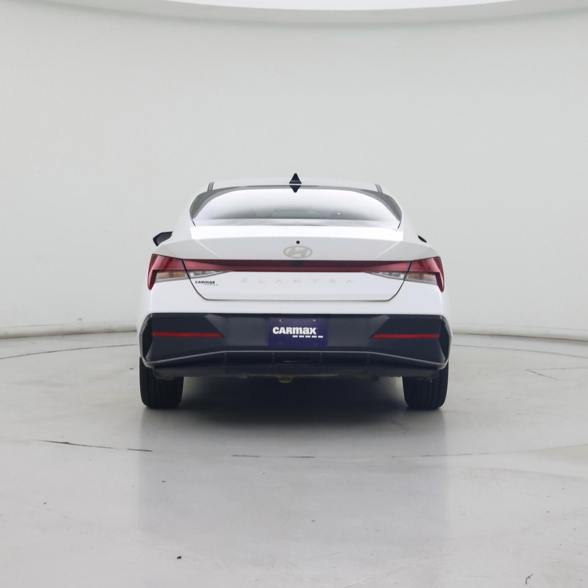Thumbnail: 2024 Hyundai Elantra - 6