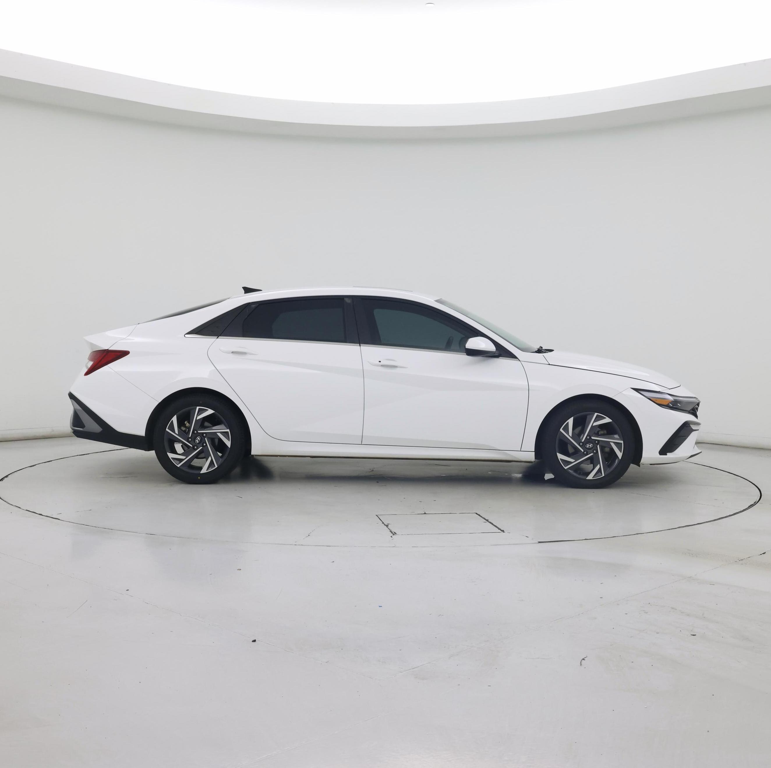 Thumbnail: 2024 Hyundai Elantra - 7