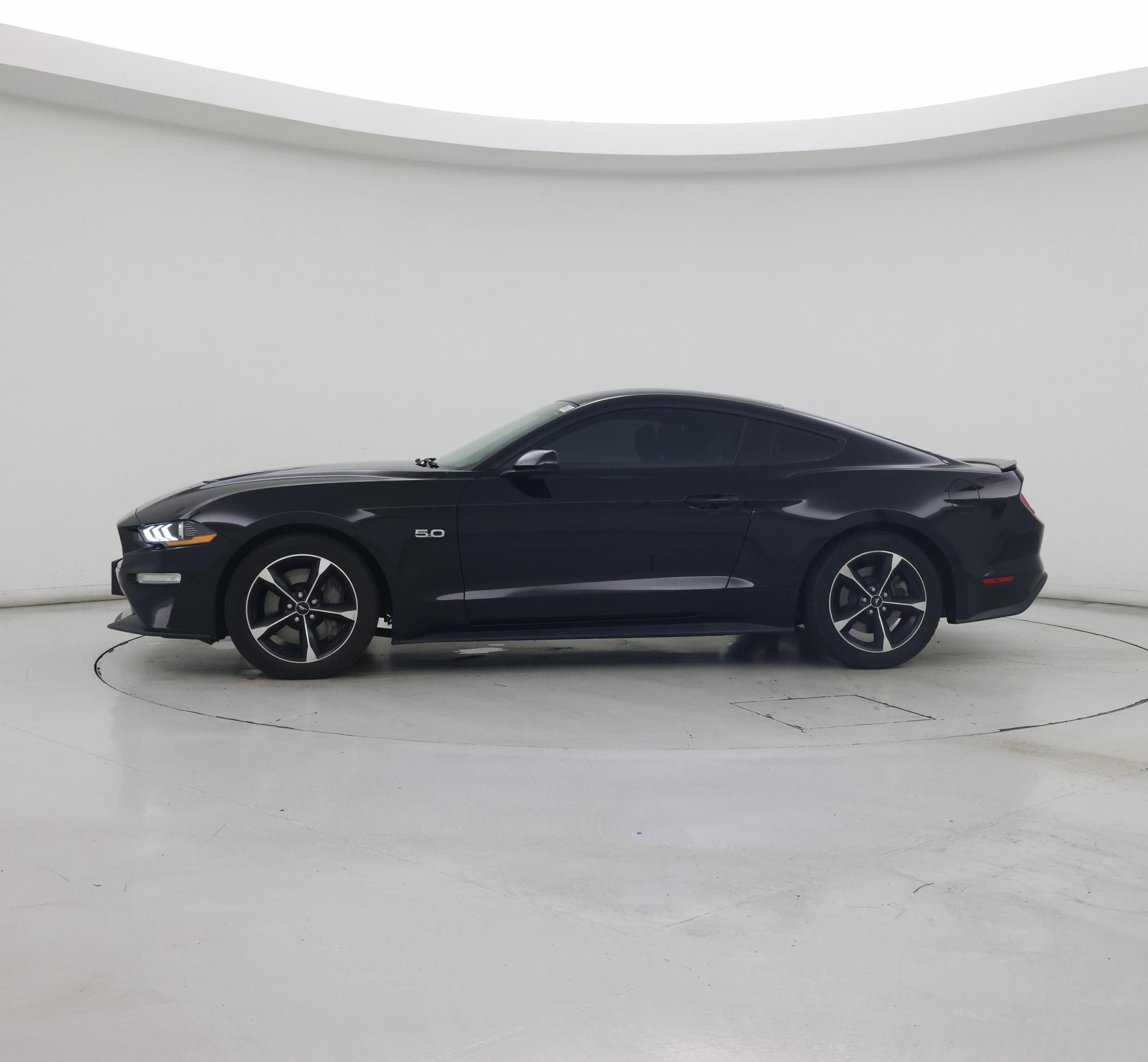 Thumbnail: 2018 Ford Mustang - 3