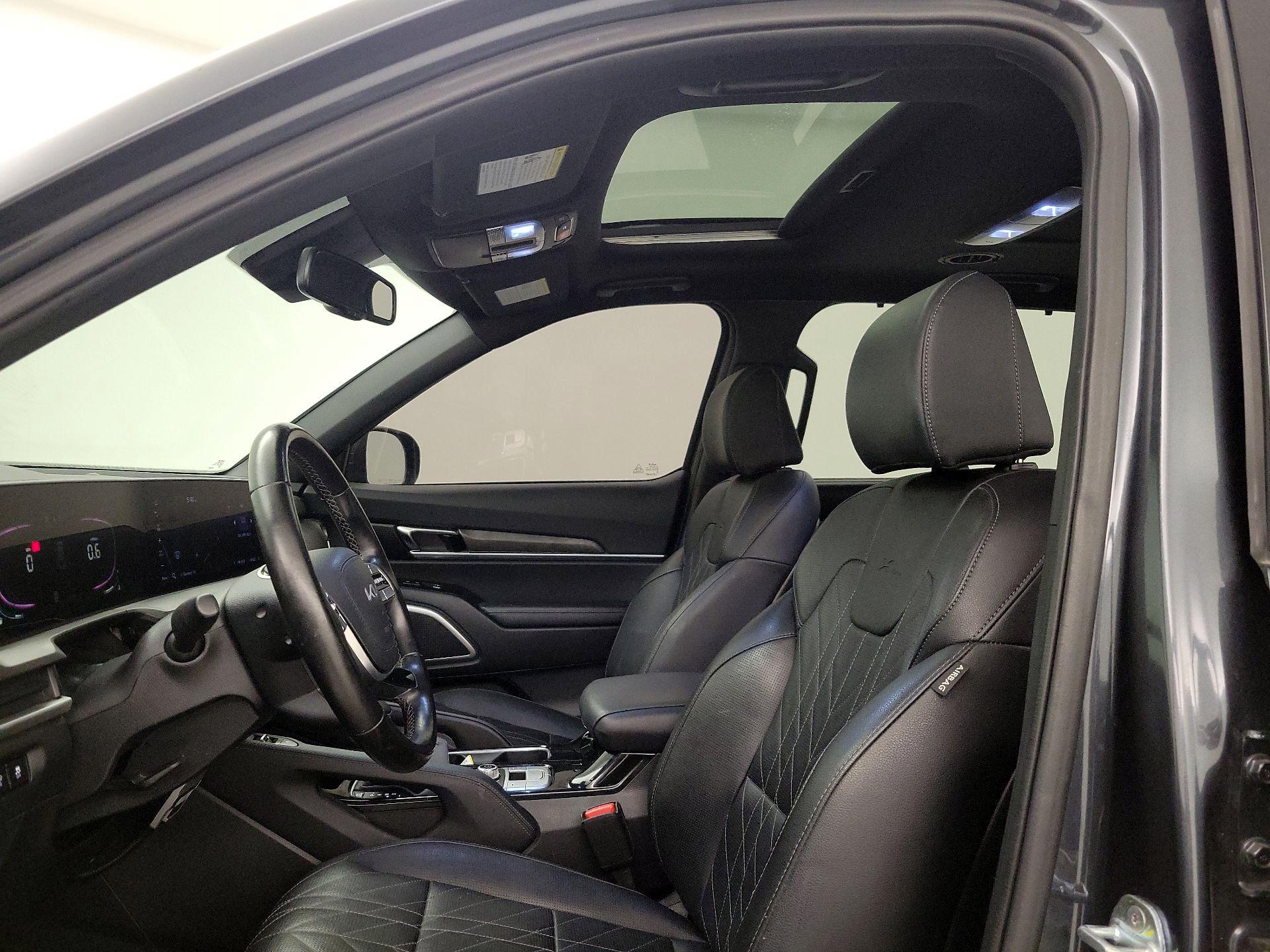 Thumbnail: 2023 Kia Telluride - 19