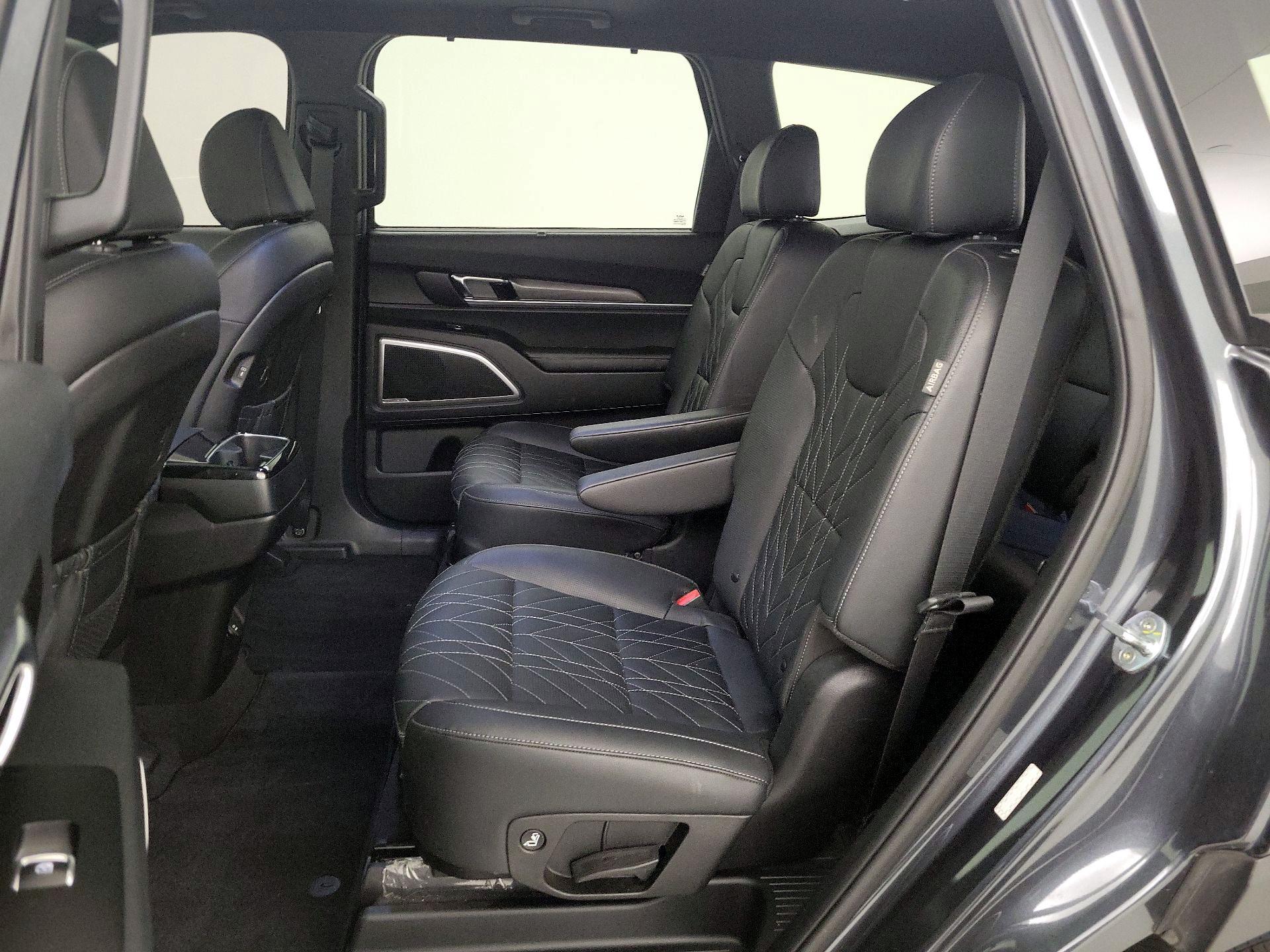 Thumbnail: 2023 Kia Telluride - 20