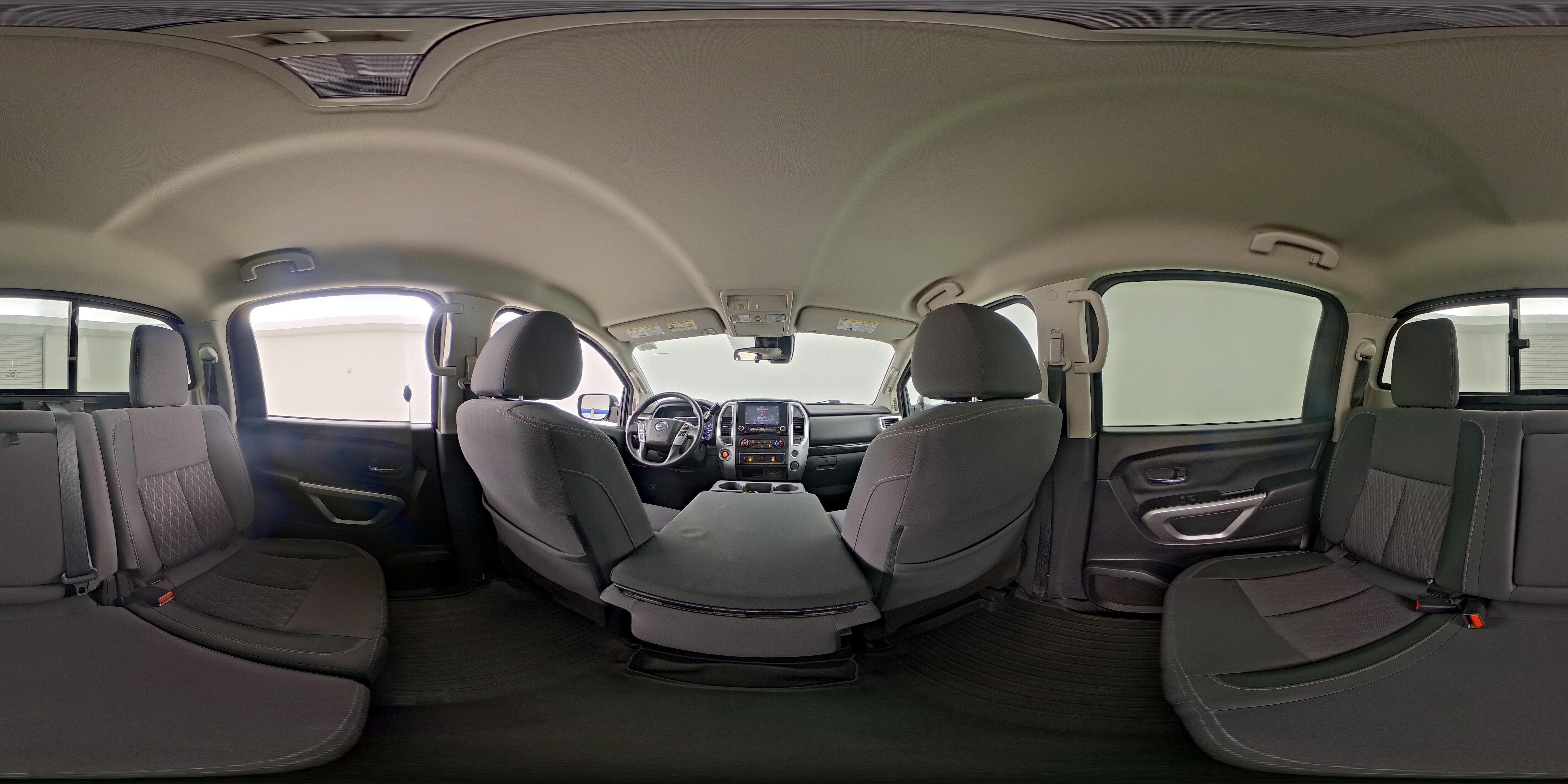 2021 Nissan Titan SV - Photo 24