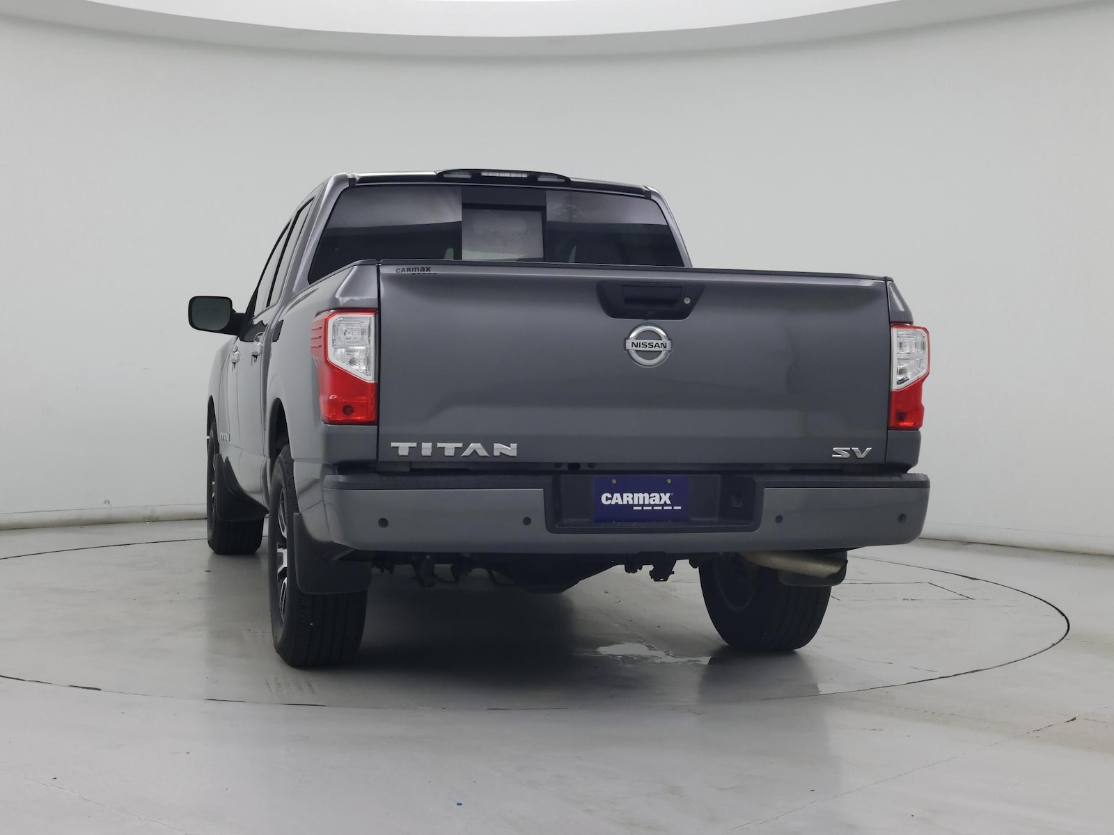 2021 Nissan Titan SV - Photo 7