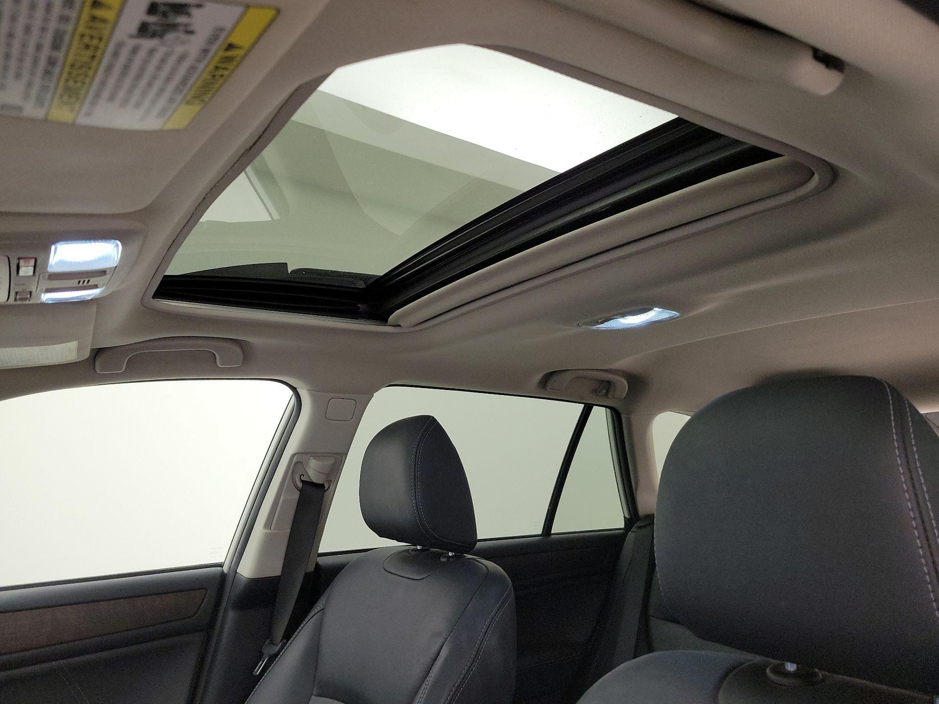 Thumbnail: 2018 Subaru Outback - 19