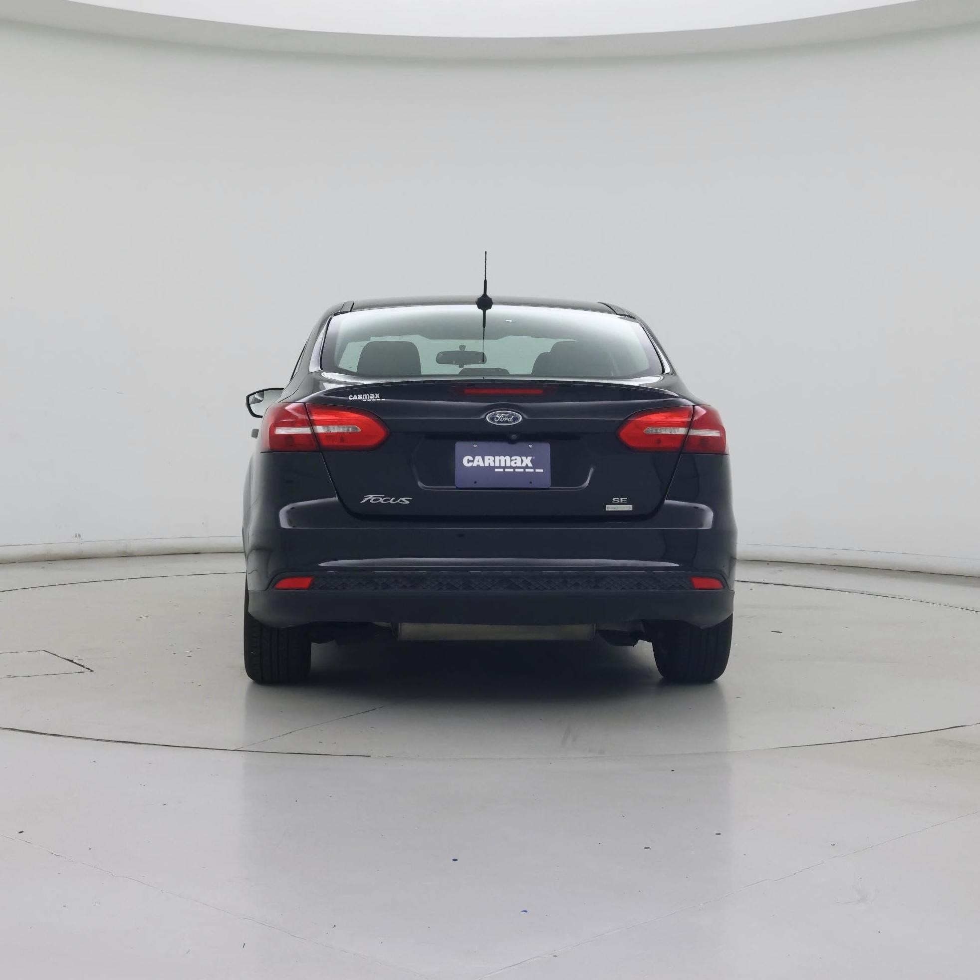 Thumbnail: 2017 Ford Focus - 6