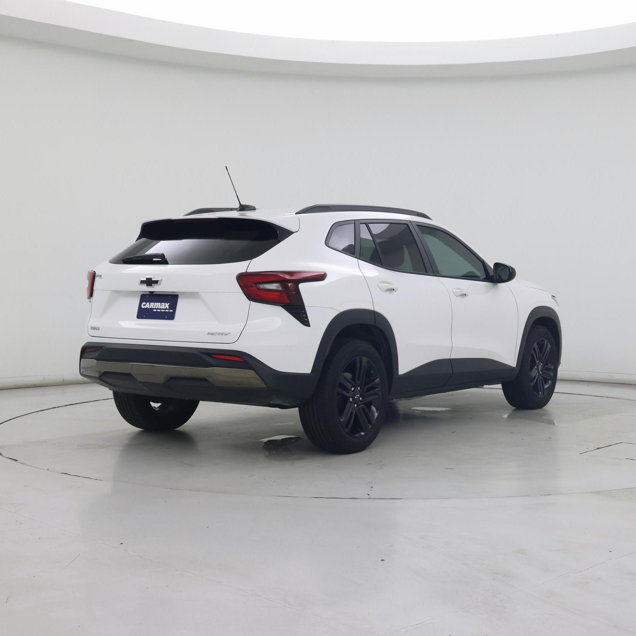 Thumbnail: 2026 Chevrolet Trax - 8