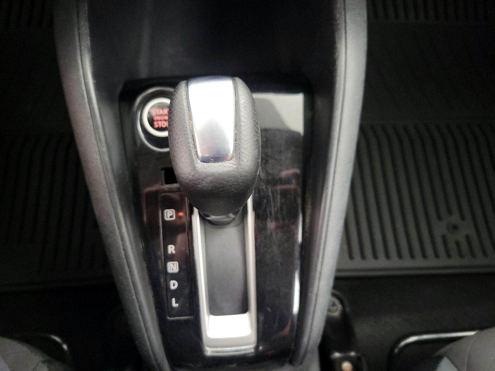 2020 Nissan Kicks S - Photo 18
