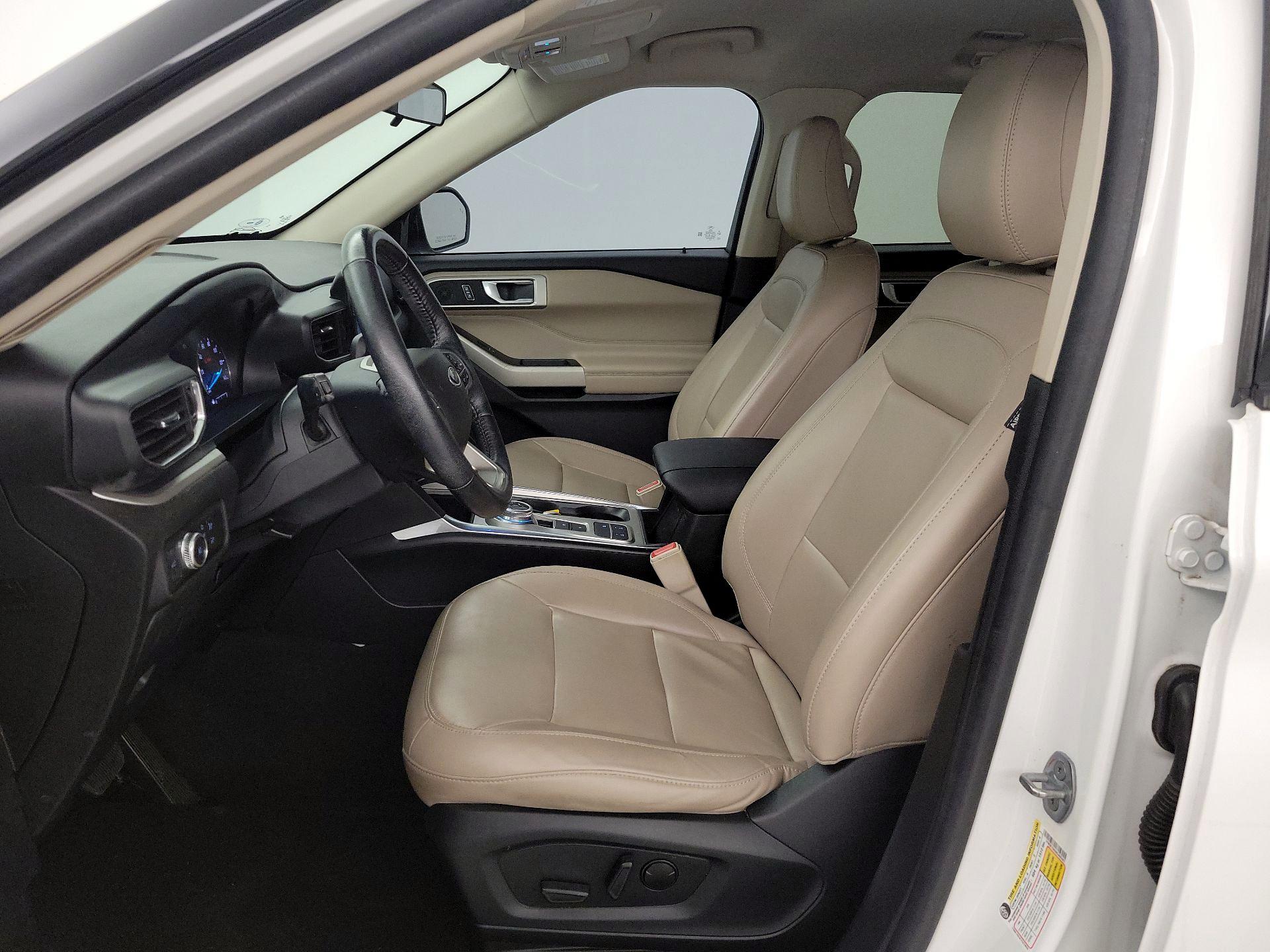 Thumbnail: 2022 Ford Explorer - 11