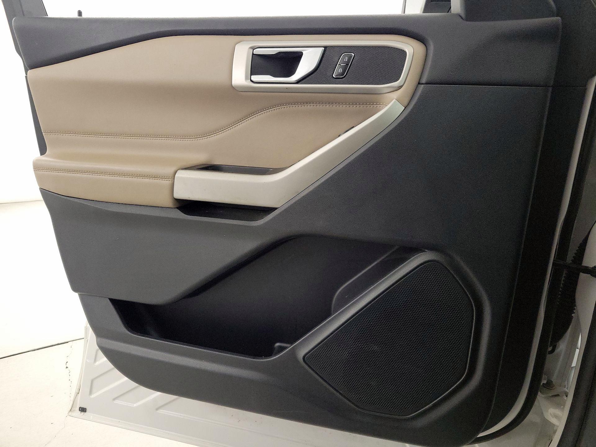 Thumbnail: 2022 Ford Explorer - 12