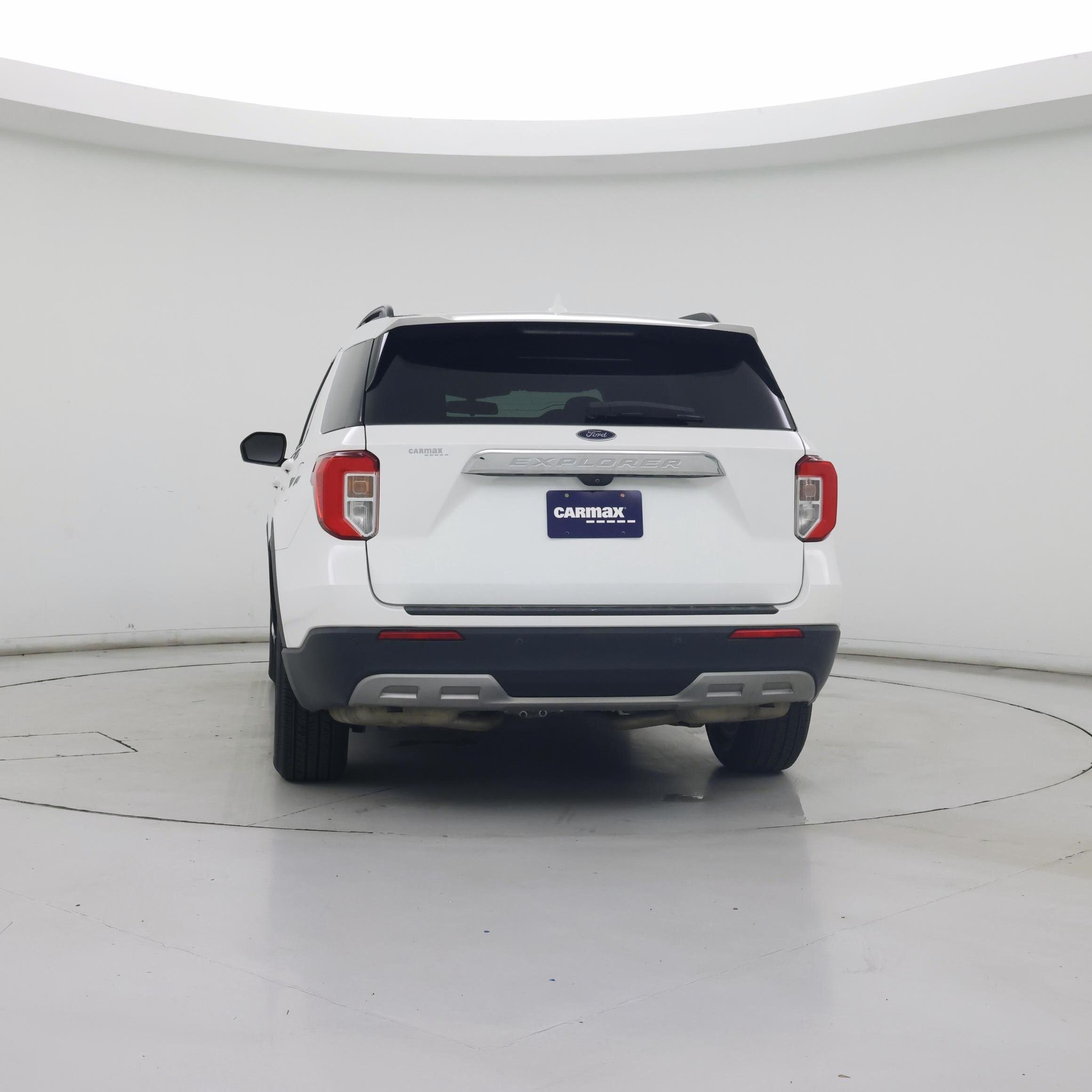 Thumbnail: 2022 Ford Explorer - 6