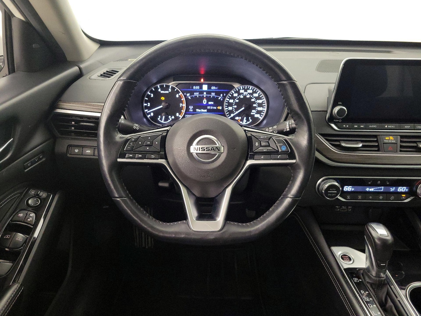 2020 Nissan Altima Platinum - Photo 11