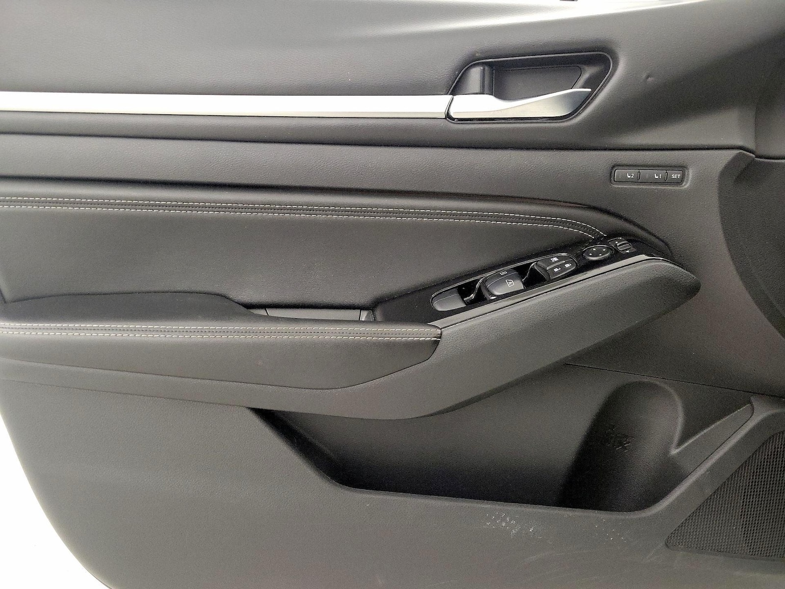 2020 Nissan Altima Platinum - Photo 13