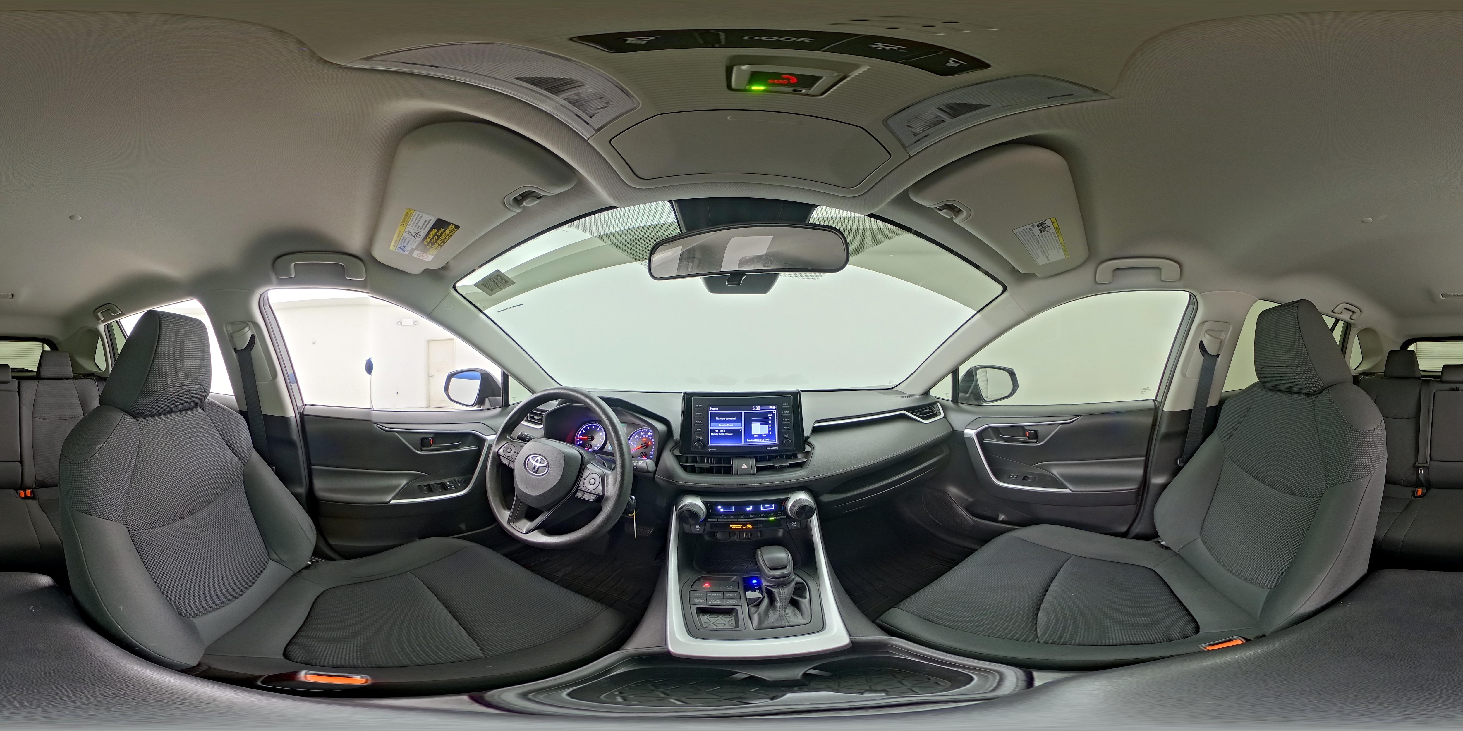 2021 Toyota RAV4 LE - Photo 24