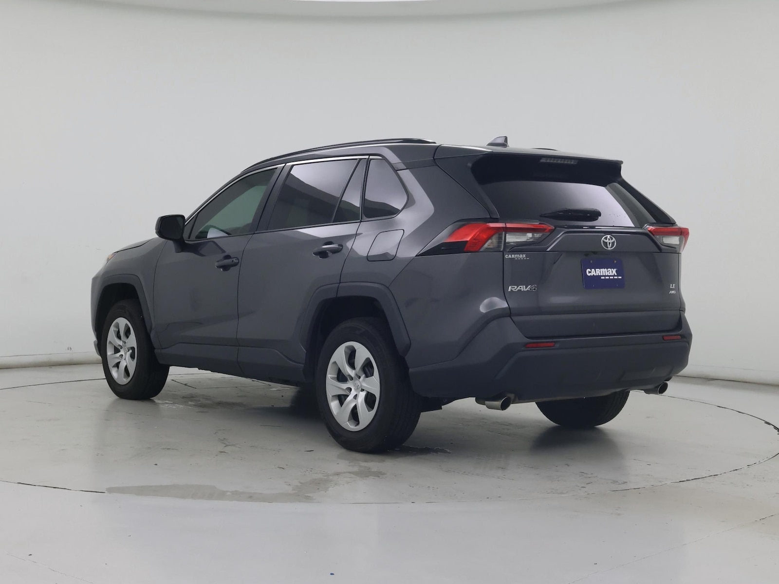 2021 Toyota RAV4 LE - Photo 3