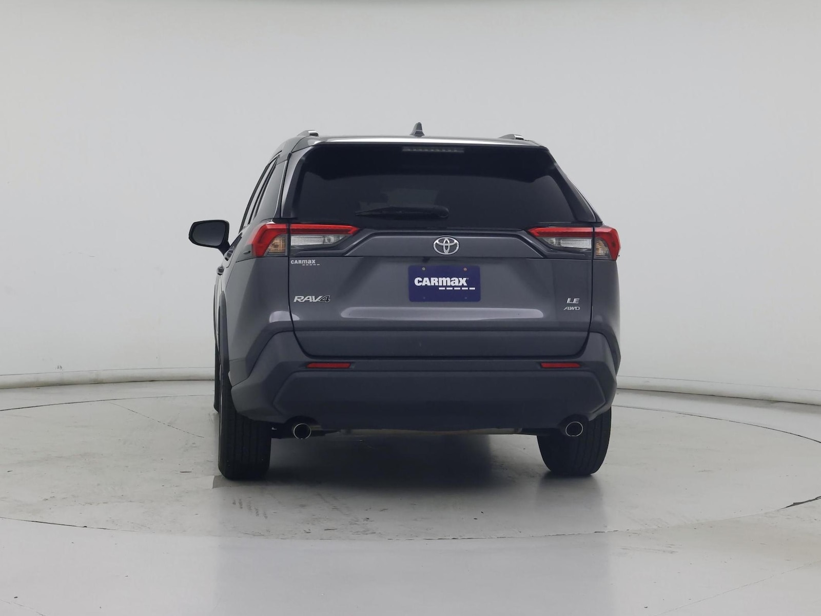 2021 Toyota RAV4 LE - Photo 7