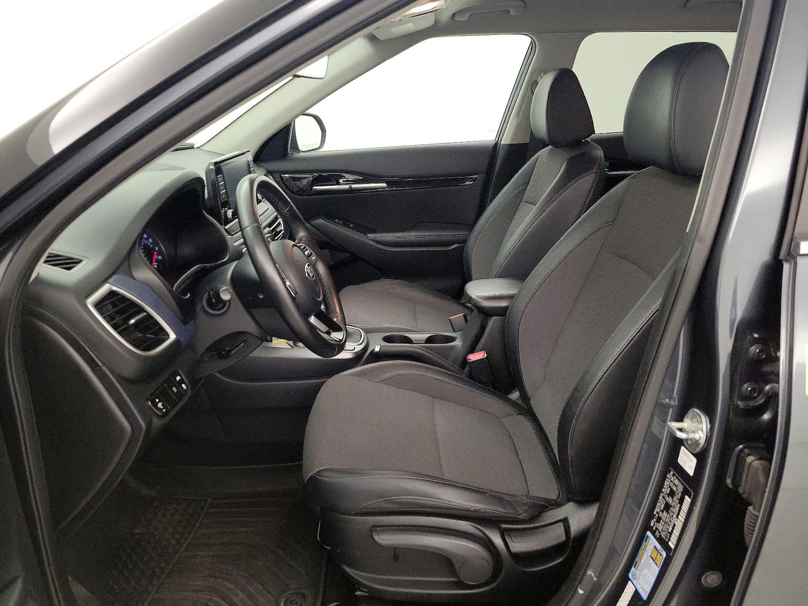 2021 Kia Seltos S - Photo 12