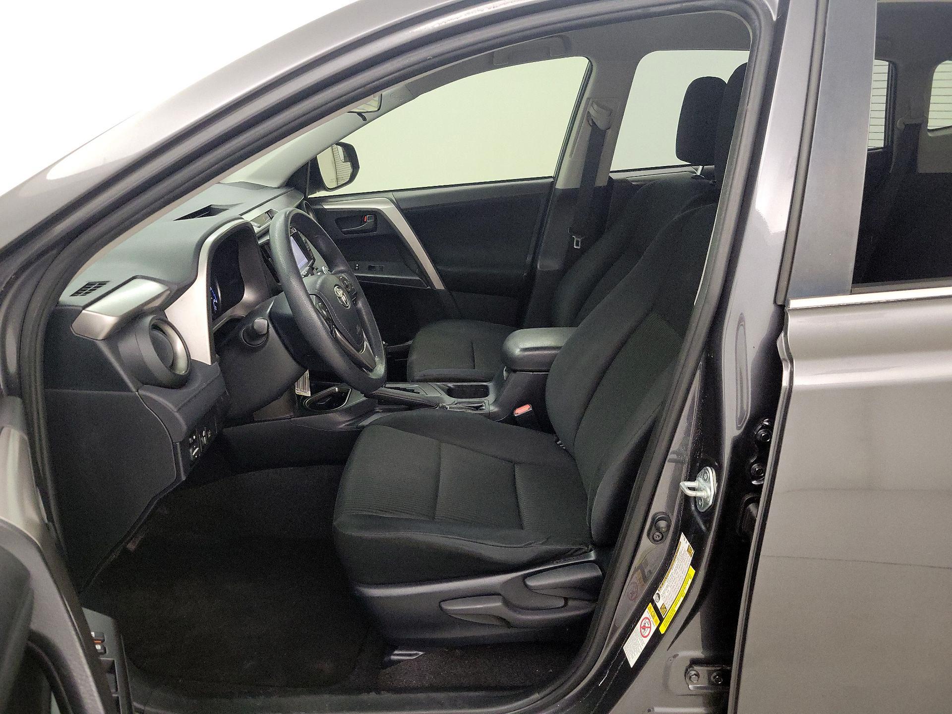 Thumbnail: 2017 Toyota RAV4 - 11