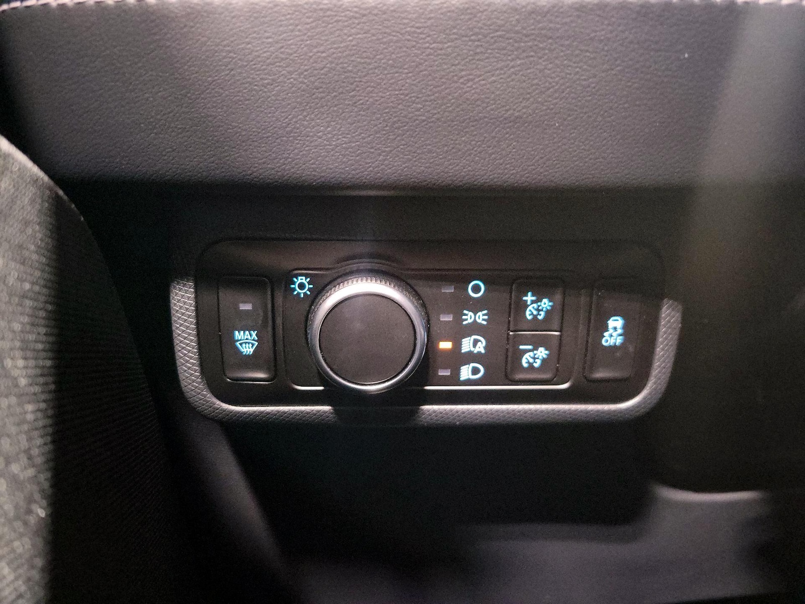 2025 Ford Mustang Mach-E Select RWD - Photo 14