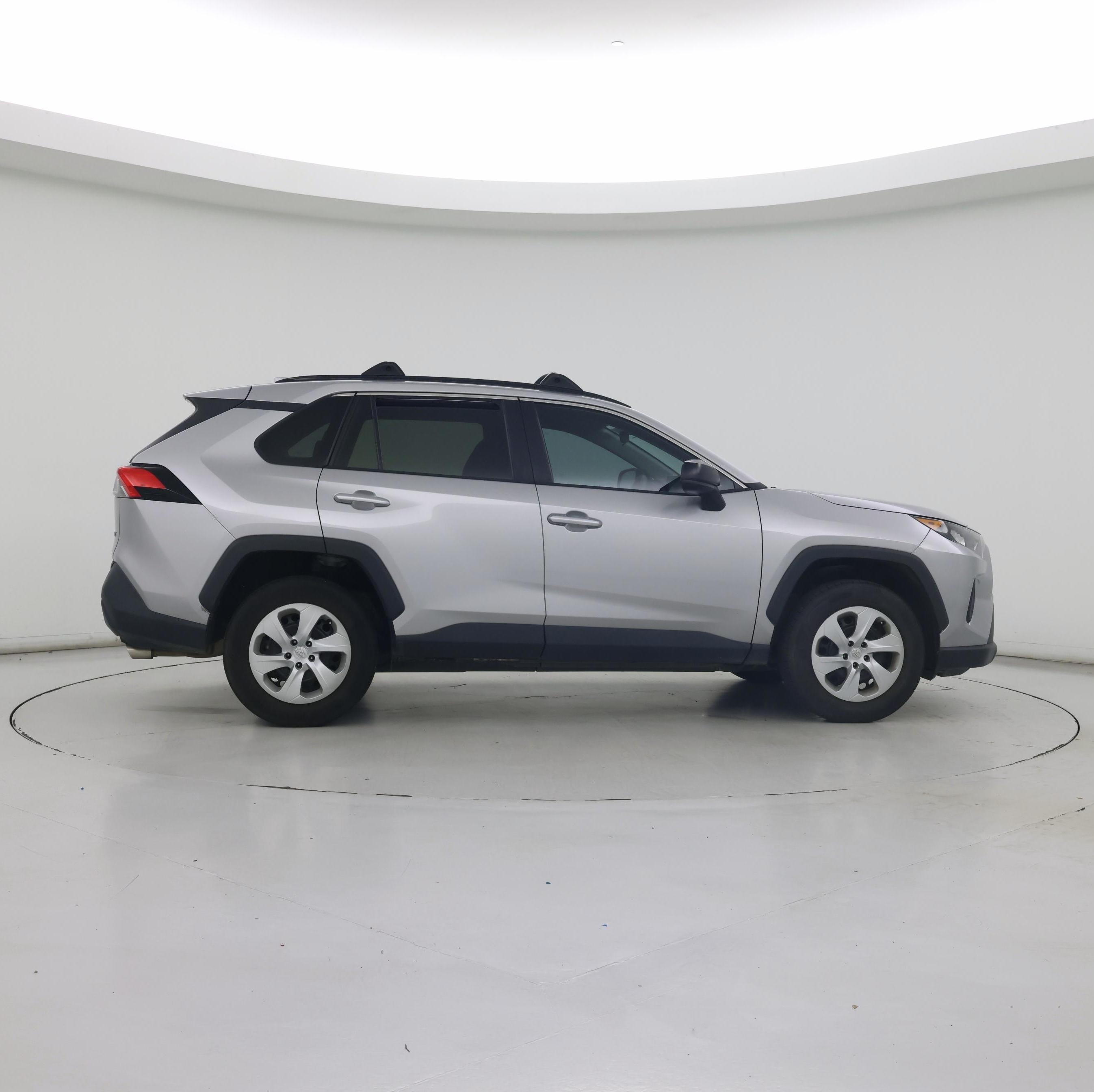 Thumbnail: 2019 Toyota RAV4 - 7