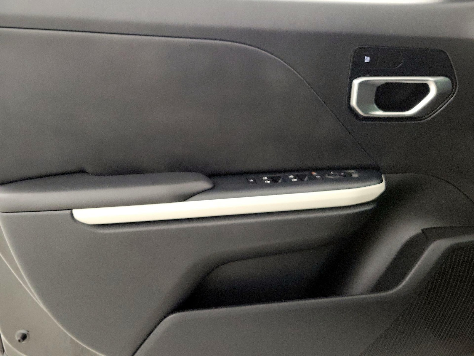 2025 Kia K4 GT-Line - Photo 13