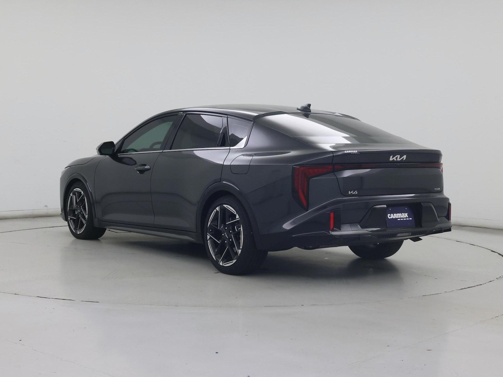 2025 Kia K4 GT-Line - Photo 3