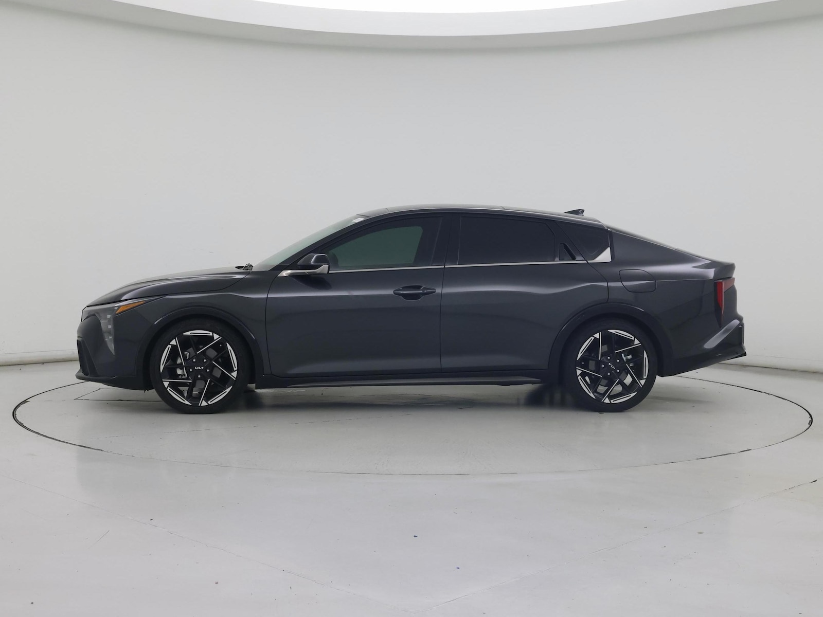 2025 Kia K4 GT-Line - Photo 4