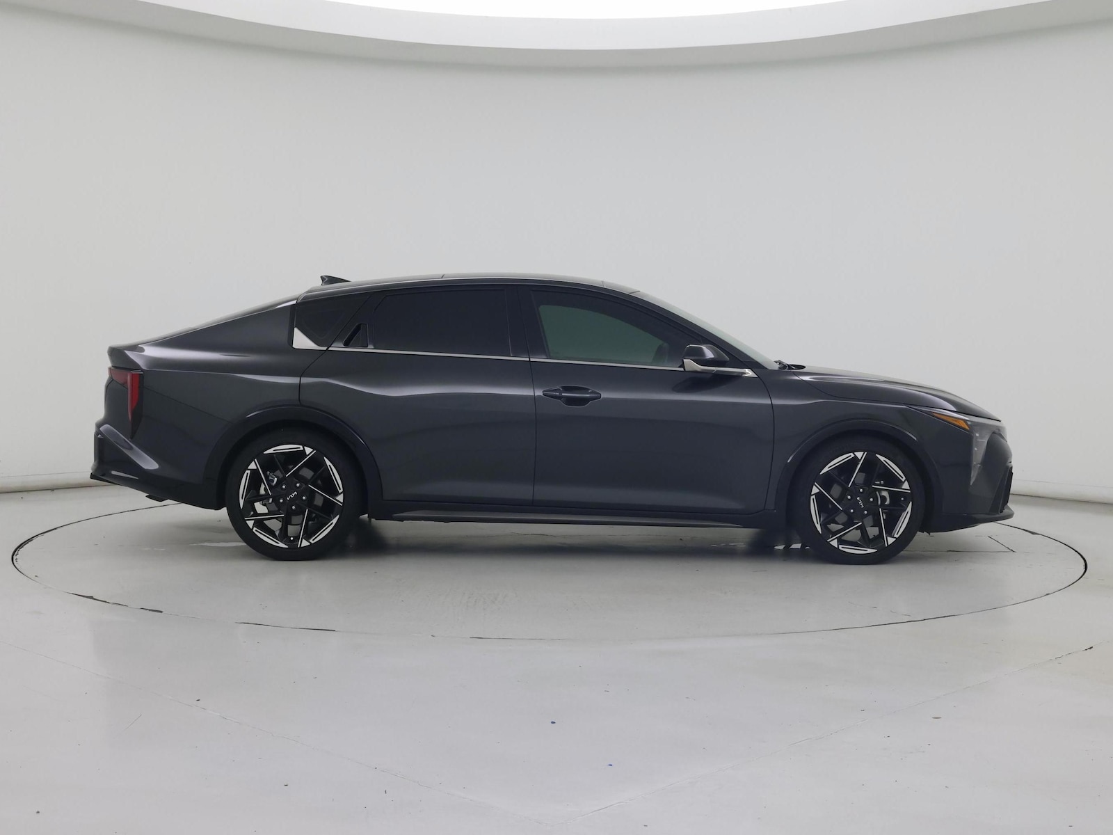 2025 Kia K4 GT-Line - Photo 8