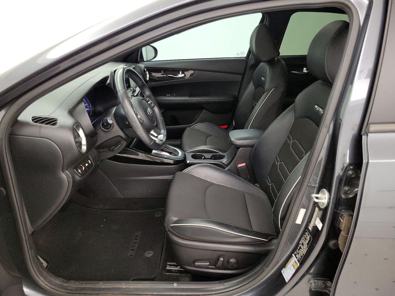 Power Seat(s) & Side Airbags