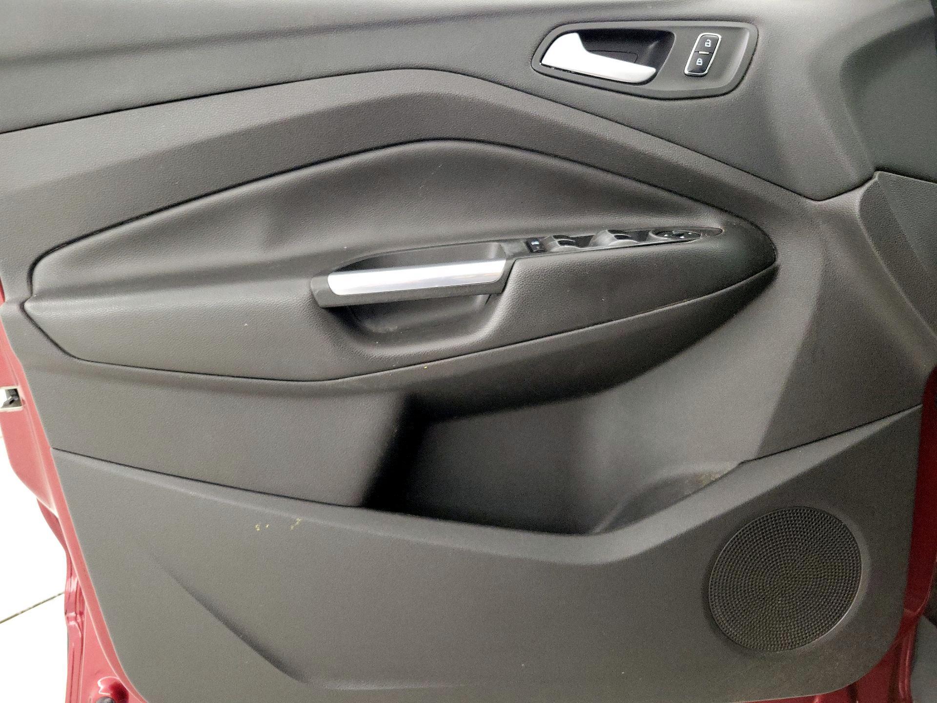 Thumbnail: 2015 Ford Escape - 12
