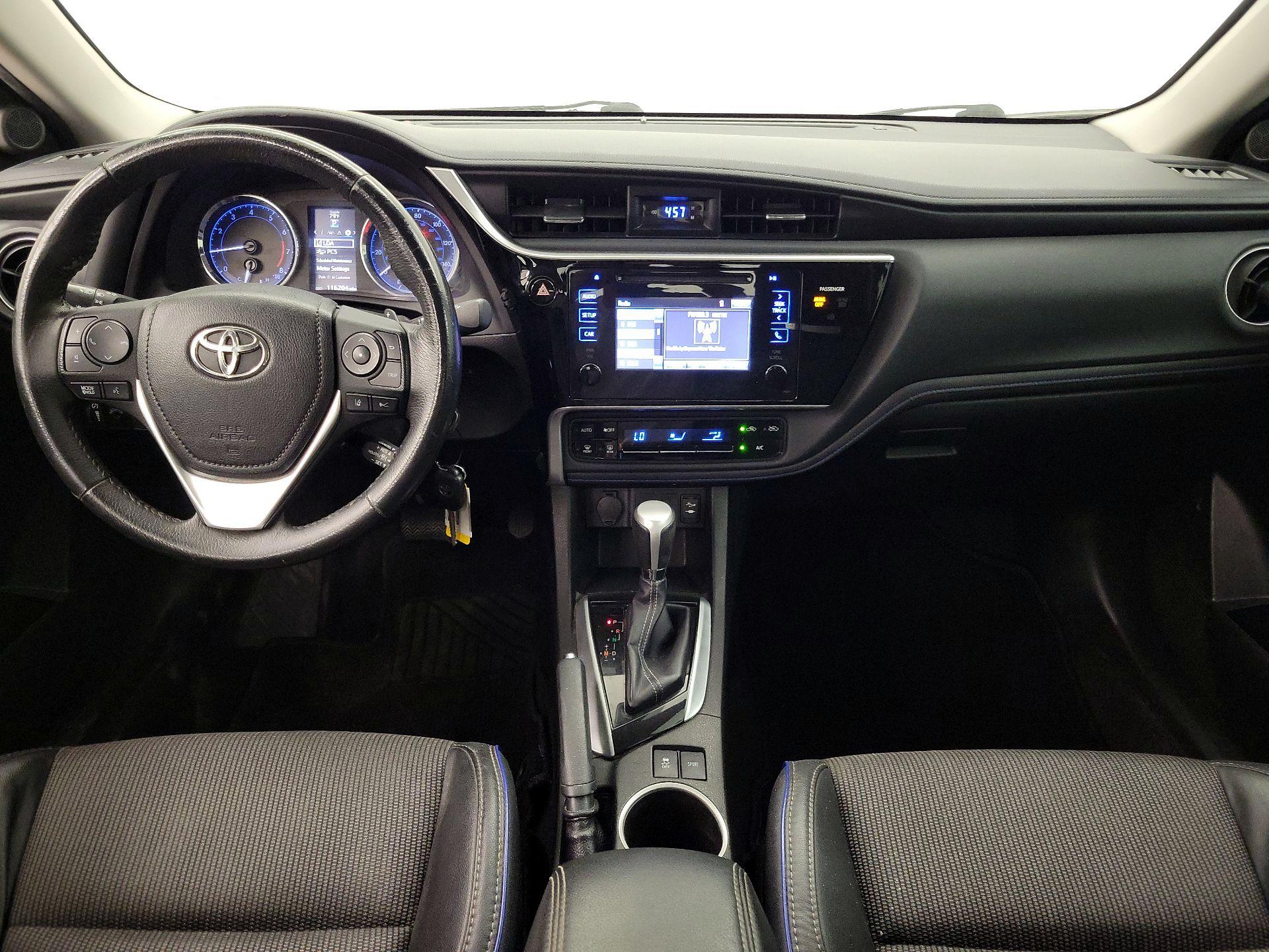 Thumbnail: 2017 Toyota Corolla - 9