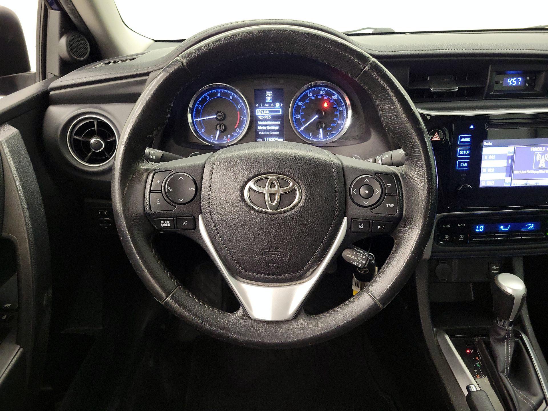 Thumbnail: 2017 Toyota Corolla - 10
