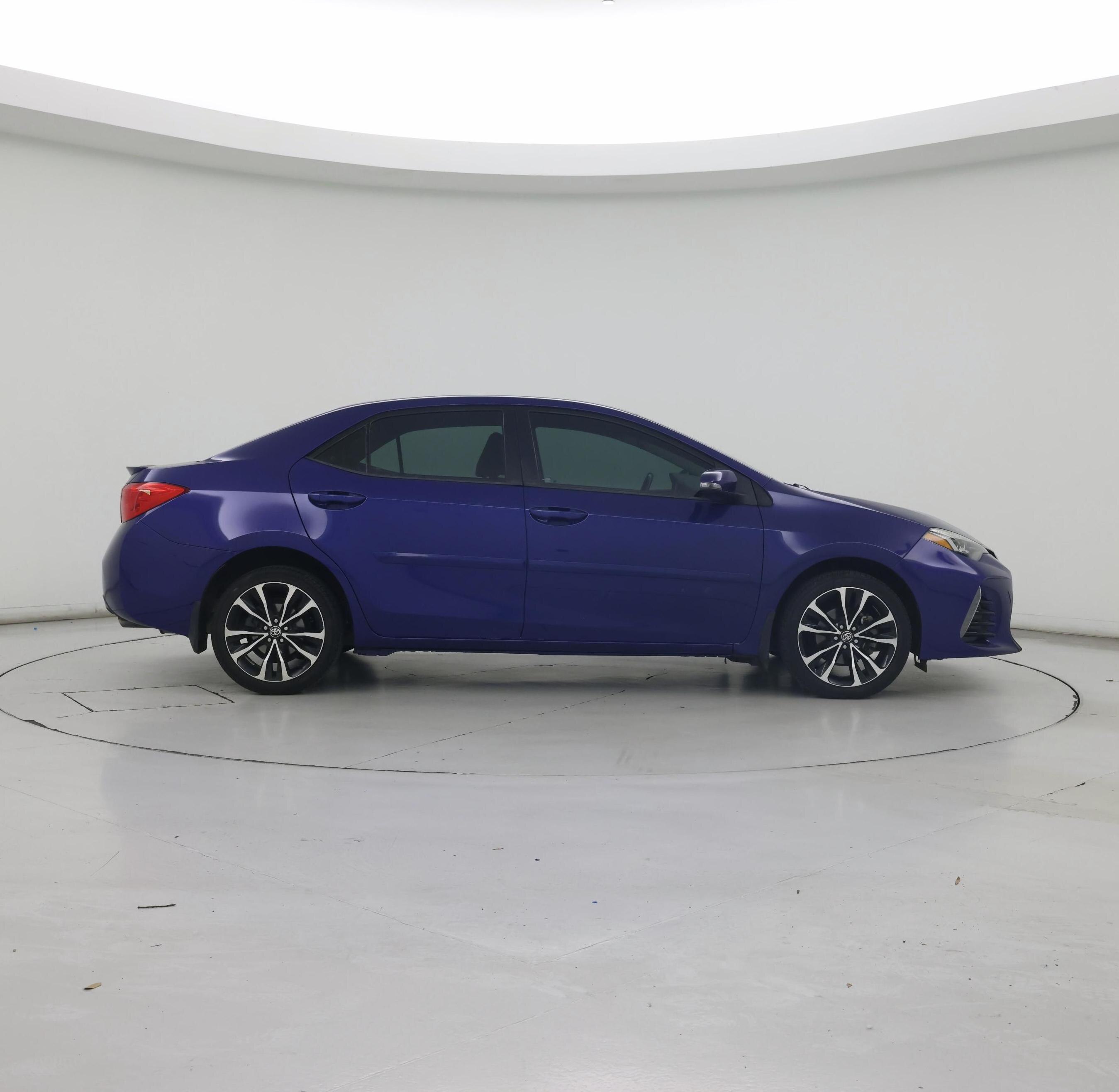 Thumbnail: 2017 Toyota Corolla - 7