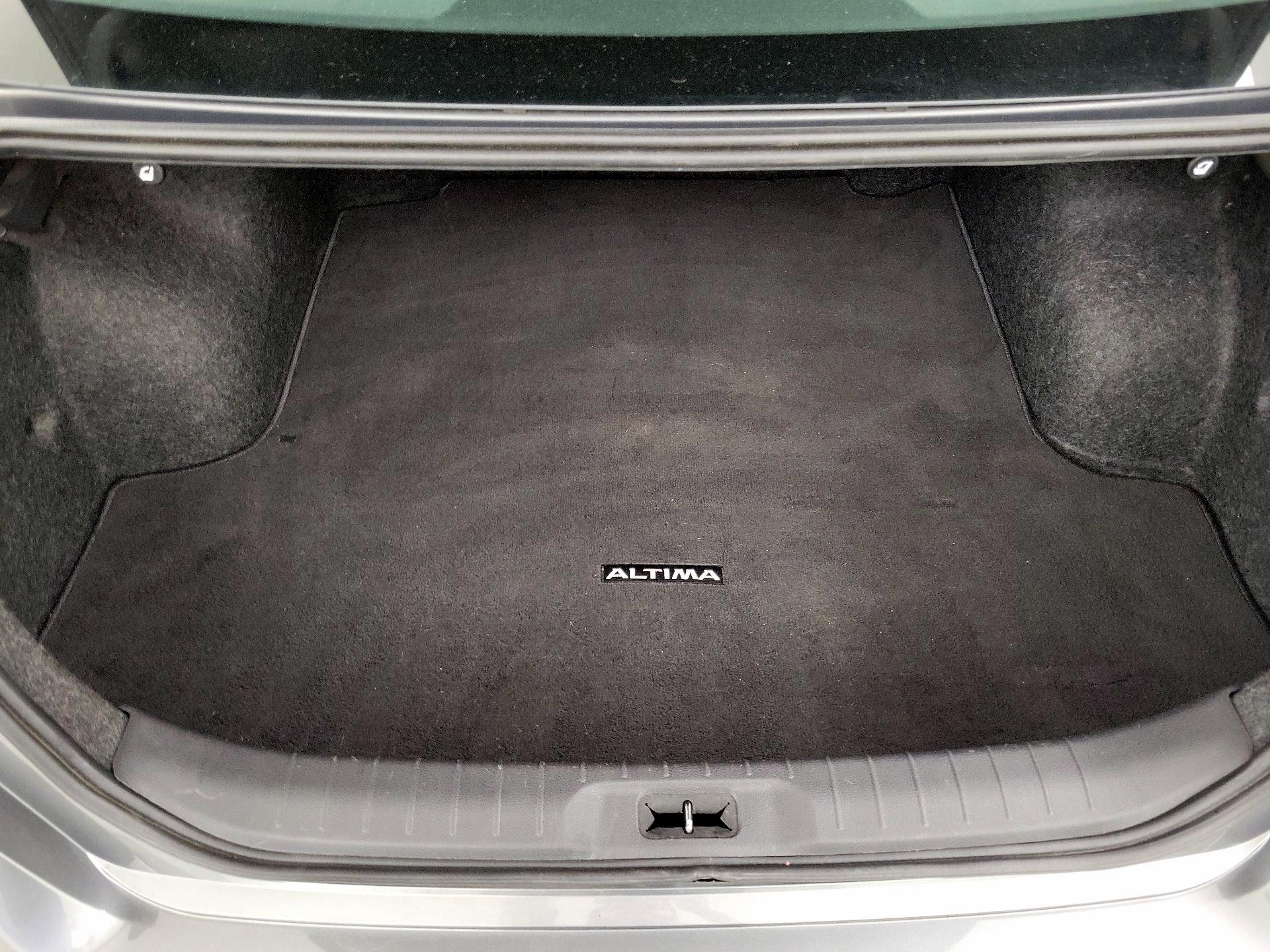 Thumbnail: 2019 Nissan Altima - 20