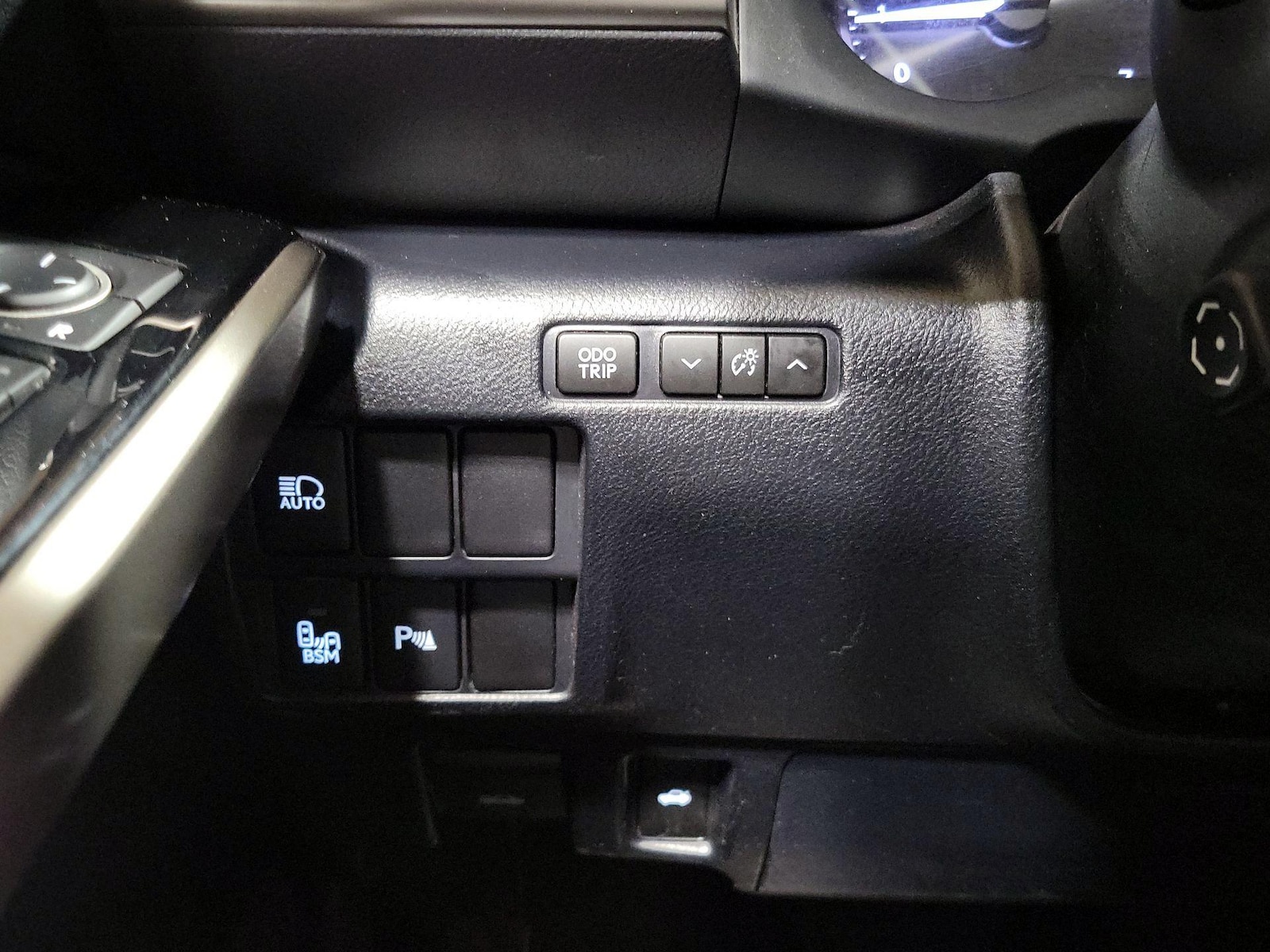 2019 Lexus IS 300 - Photo 14