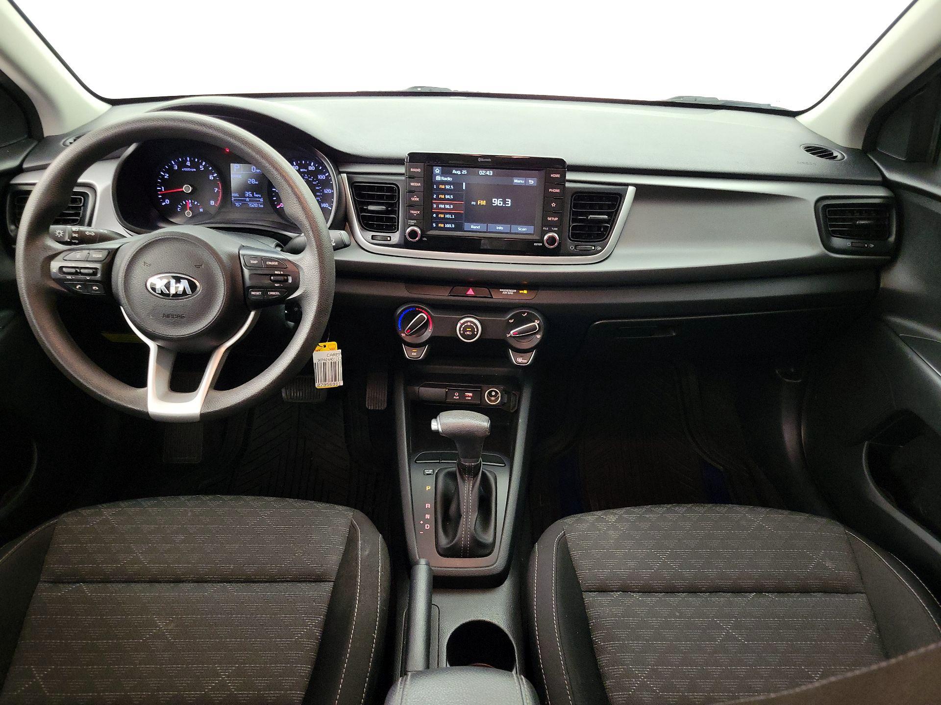Thumbnail: 2020 Kia Rio - 9