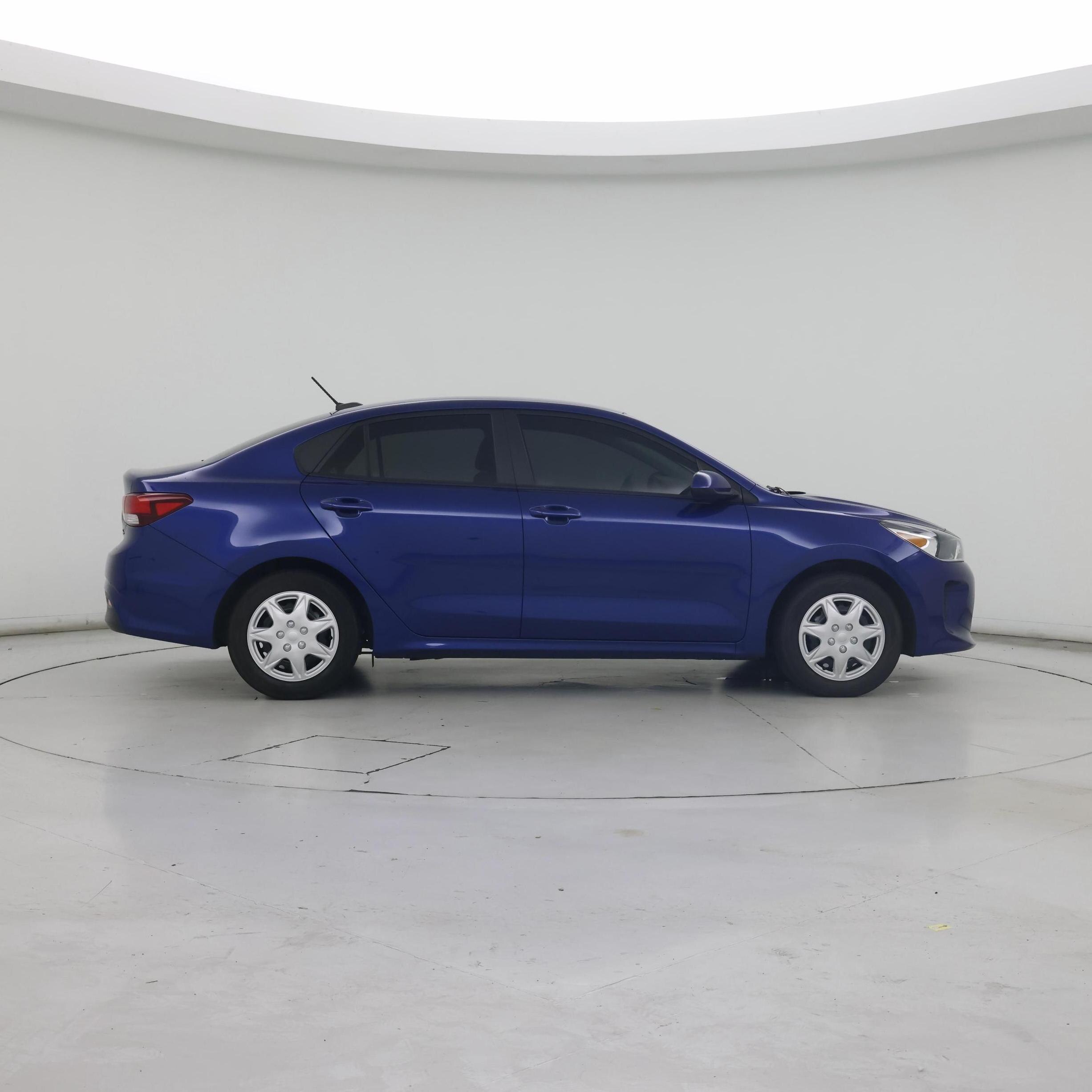 Thumbnail: 2020 Kia Rio - 7