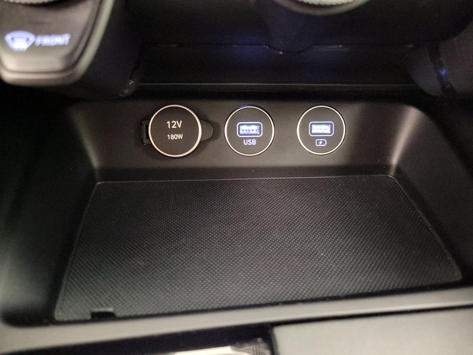 2023 GENESIS G70 Standard - Photo 20