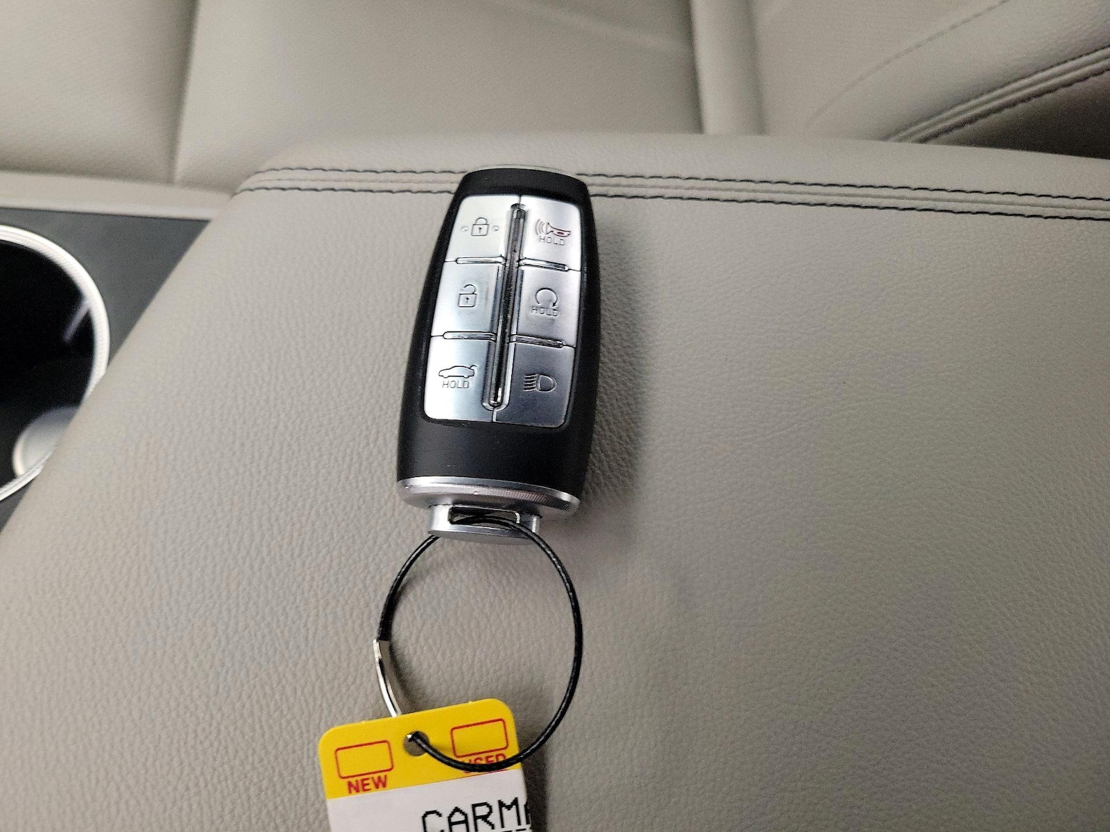 2023 GENESIS G70 Standard - Photo 24