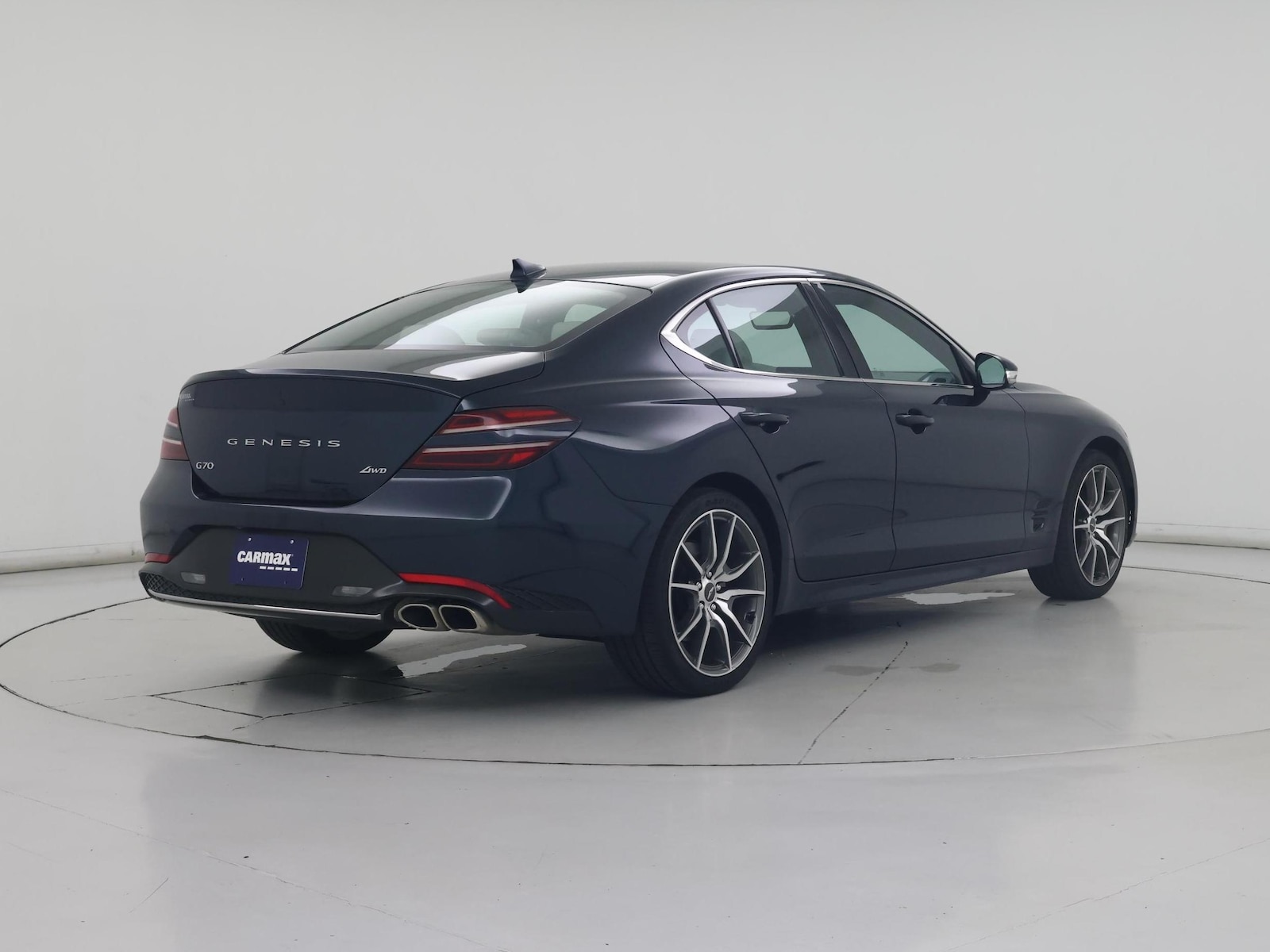 2023 GENESIS G70 Standard - Photo 9