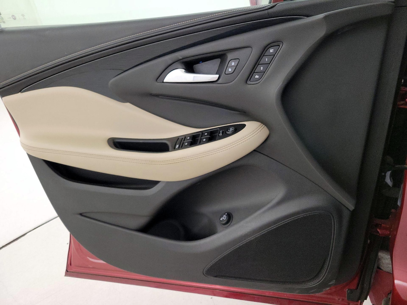 2017 Buick Envision Essence - Photo 13
