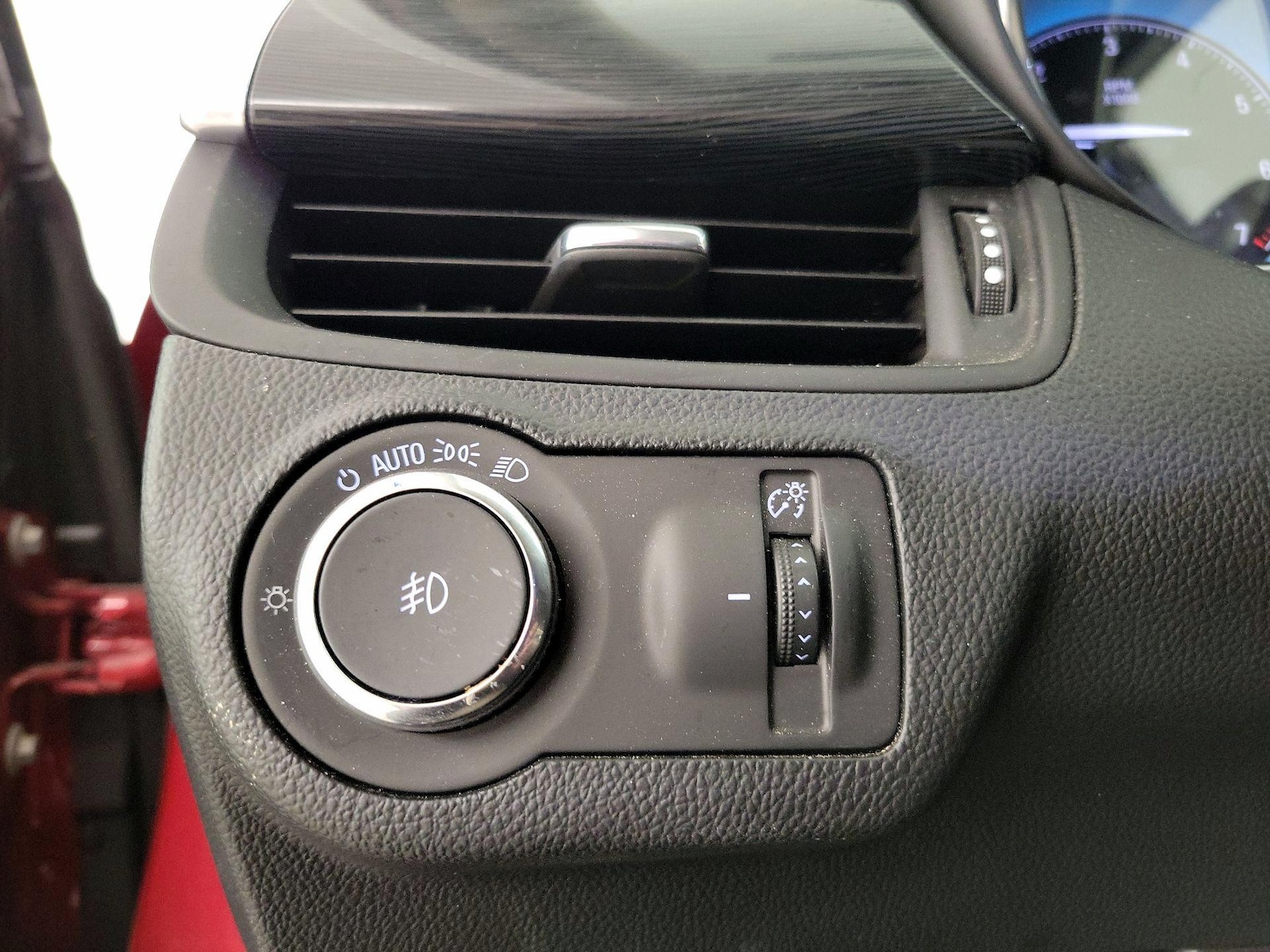 2017 Buick Envision Essence - Photo 14
